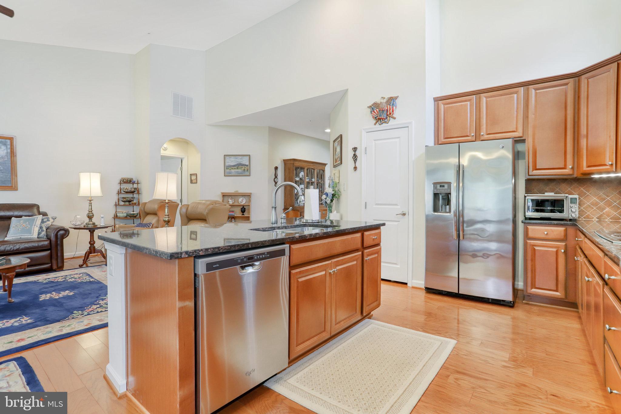 CENTRAL PARKE COLONIAL CHARLES - Residential