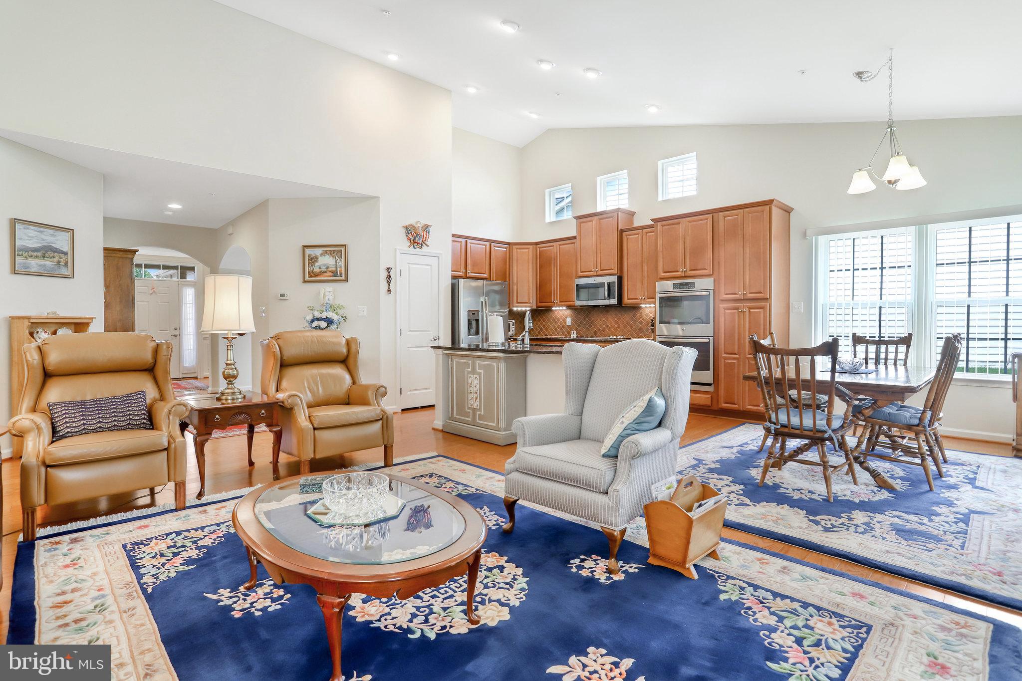 CENTRAL PARKE COLONIAL CHARLES - Residential