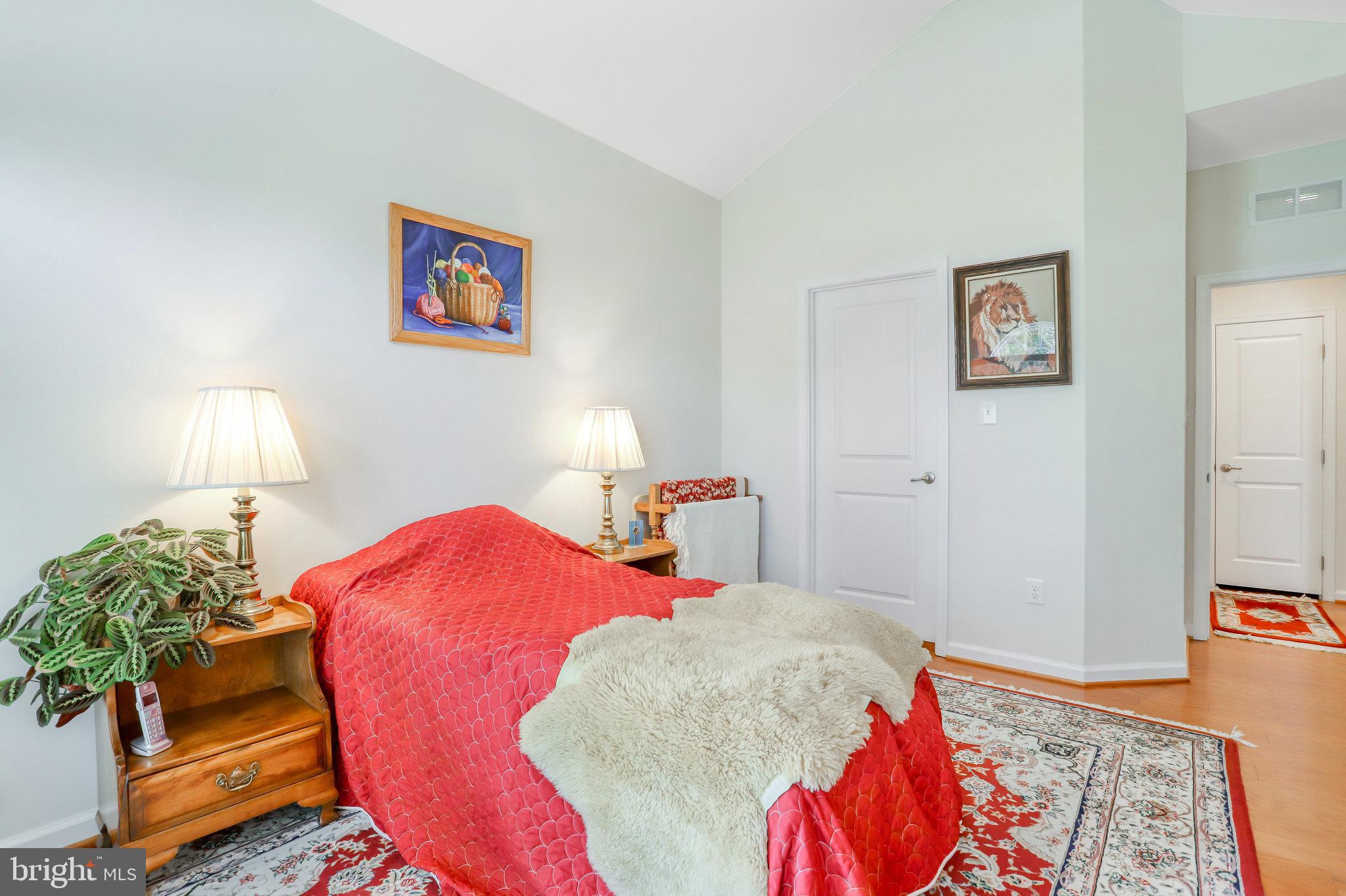 CENTRAL PARKE COLONIAL CHARLES - Residential