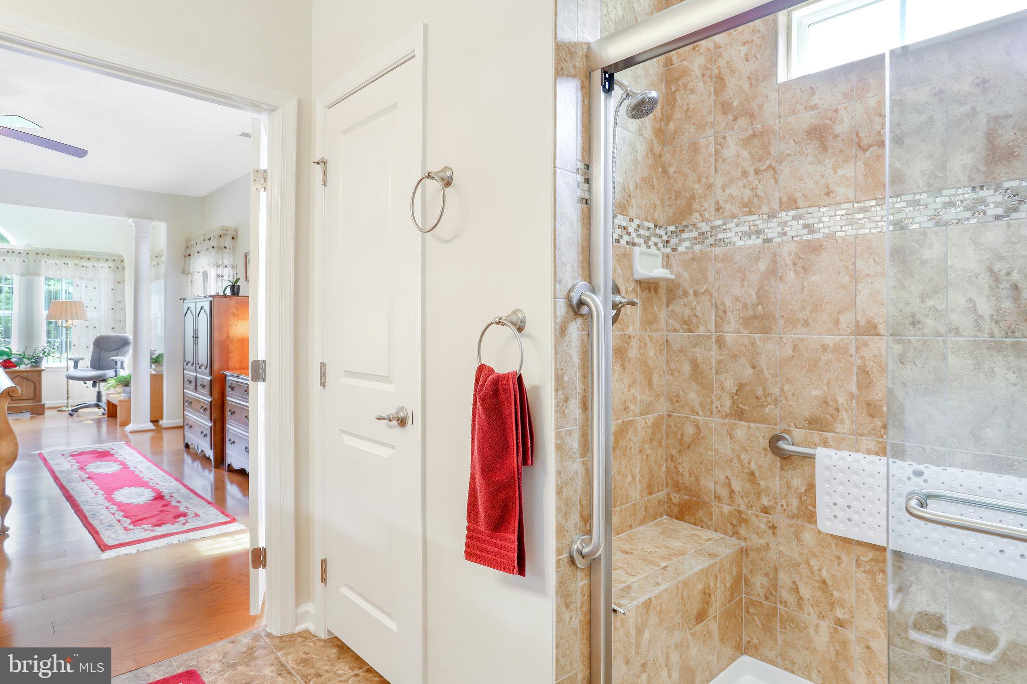 CENTRAL PARKE COLONIAL CHARLES - Residential