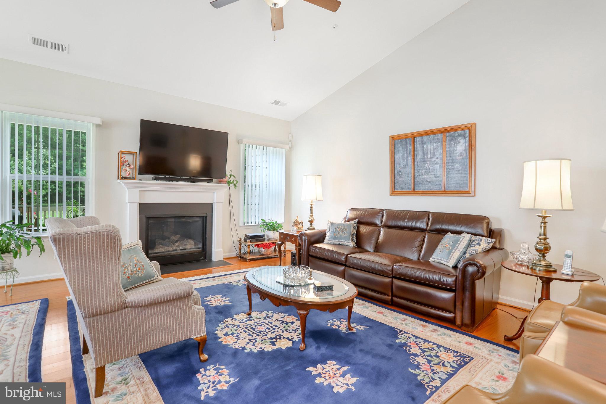 CENTRAL PARKE COLONIAL CHARLES - Residential