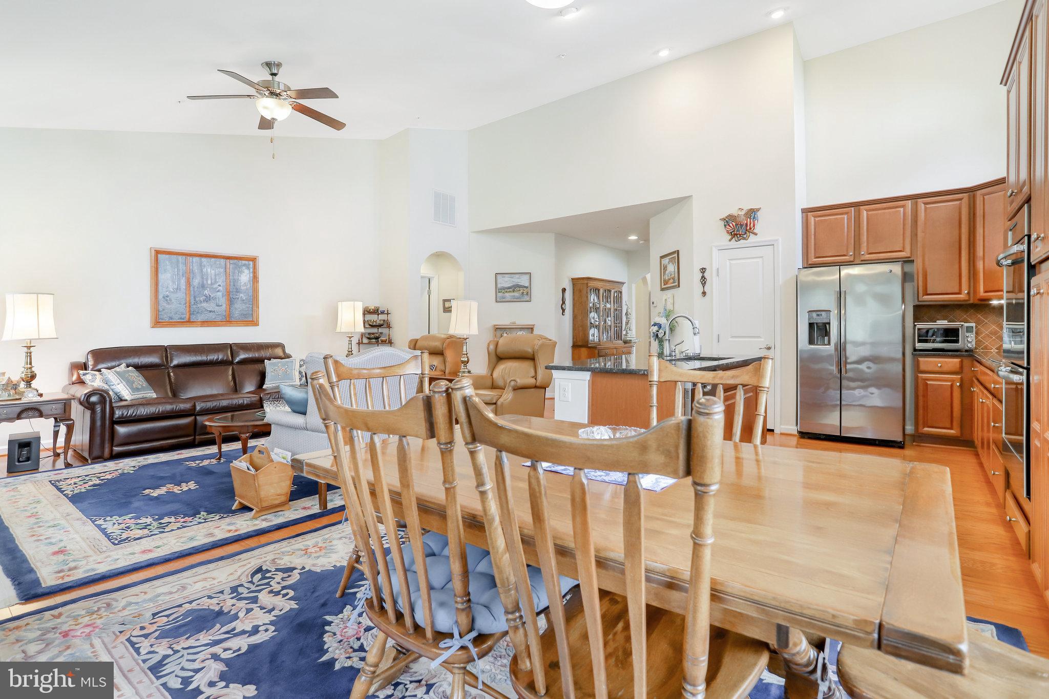 CENTRAL PARKE COLONIAL CHARLES - Residential