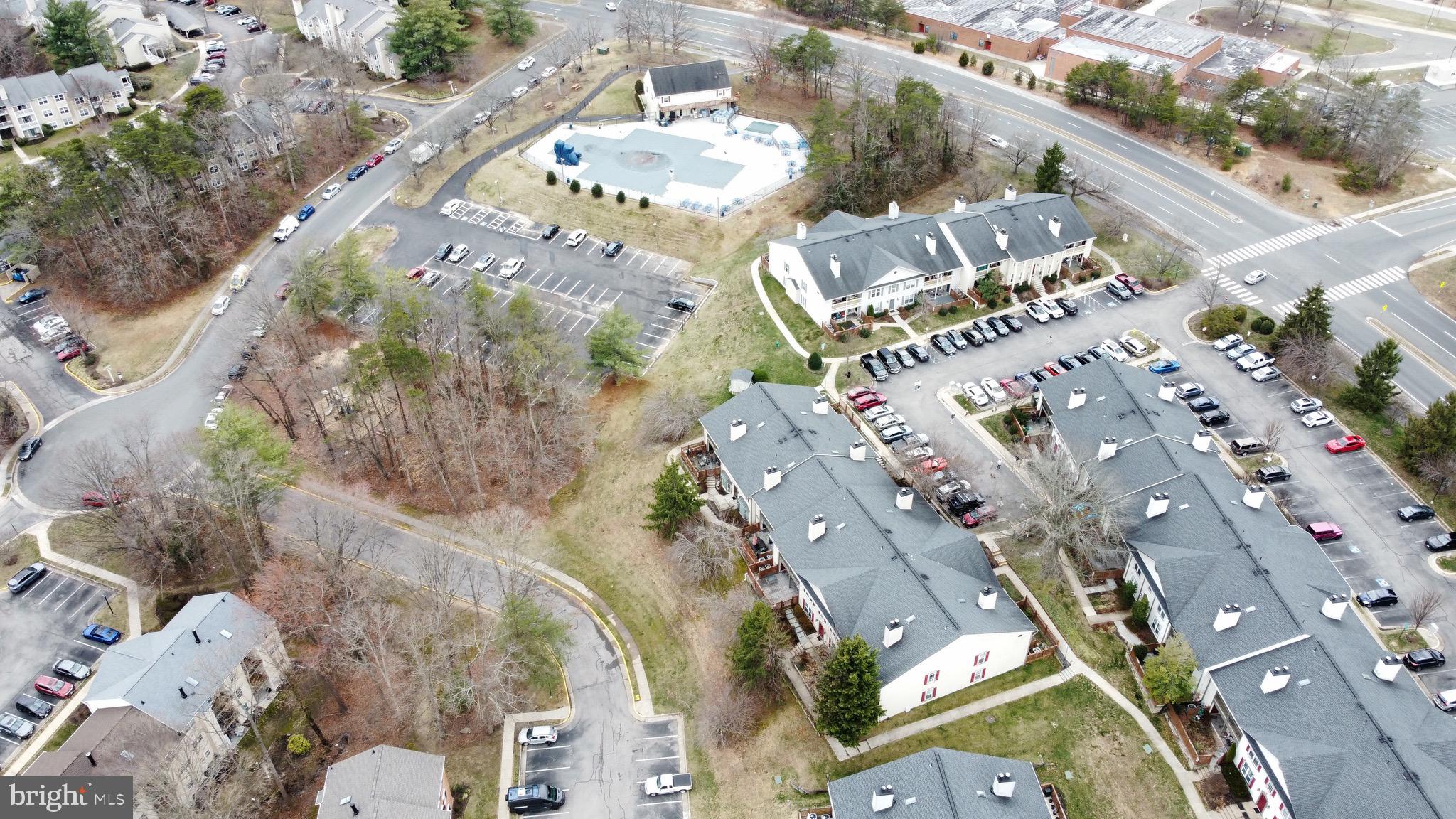 HAMPTON HOUSE - Residential