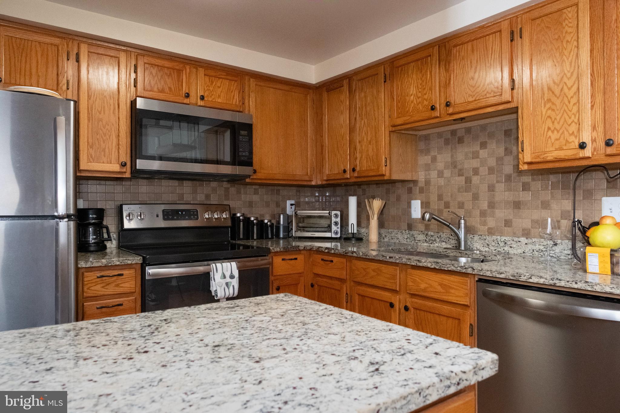 HAMPTON HOUSE - Residential