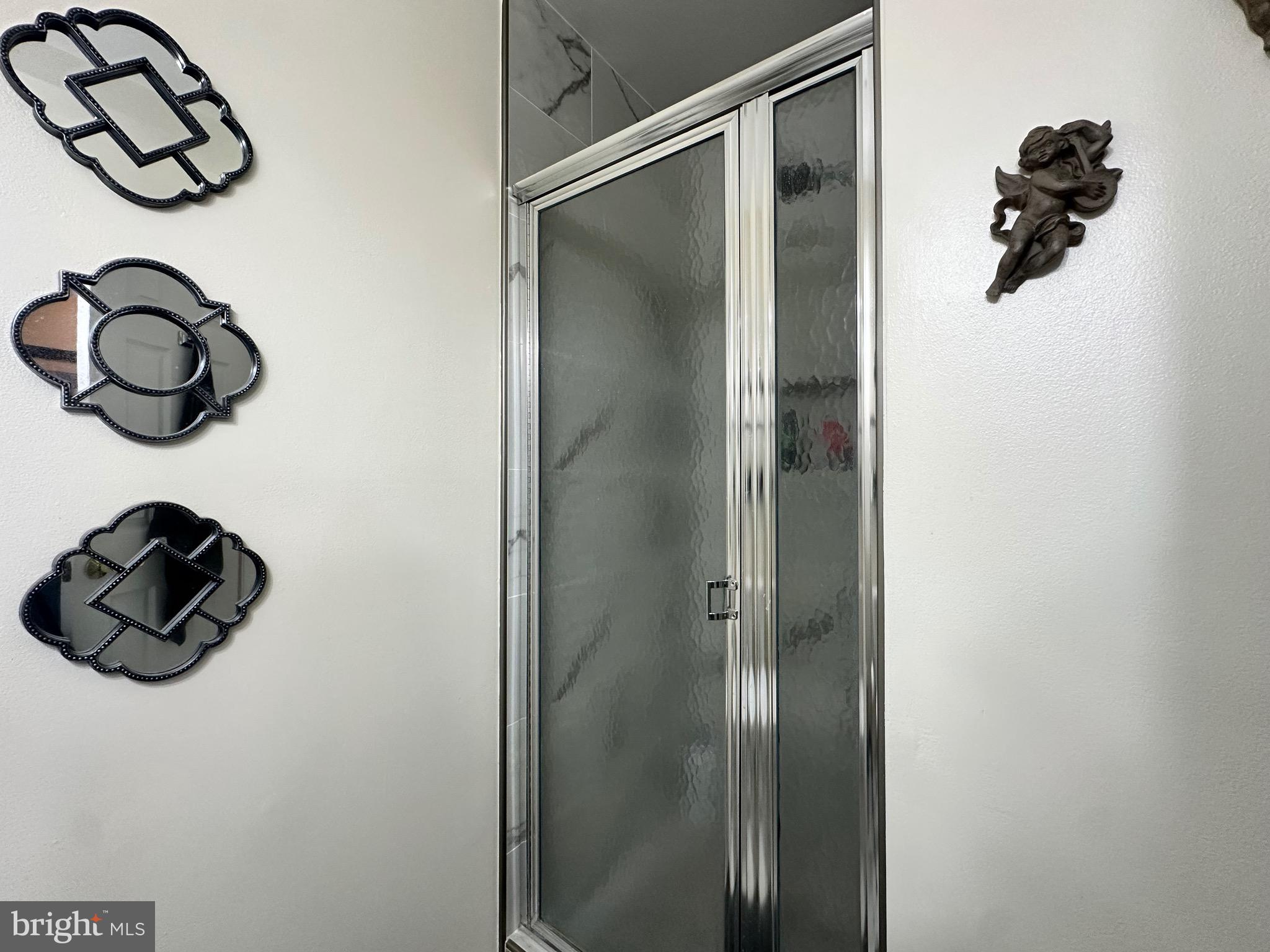 HAMPTON HOUSE - Residential