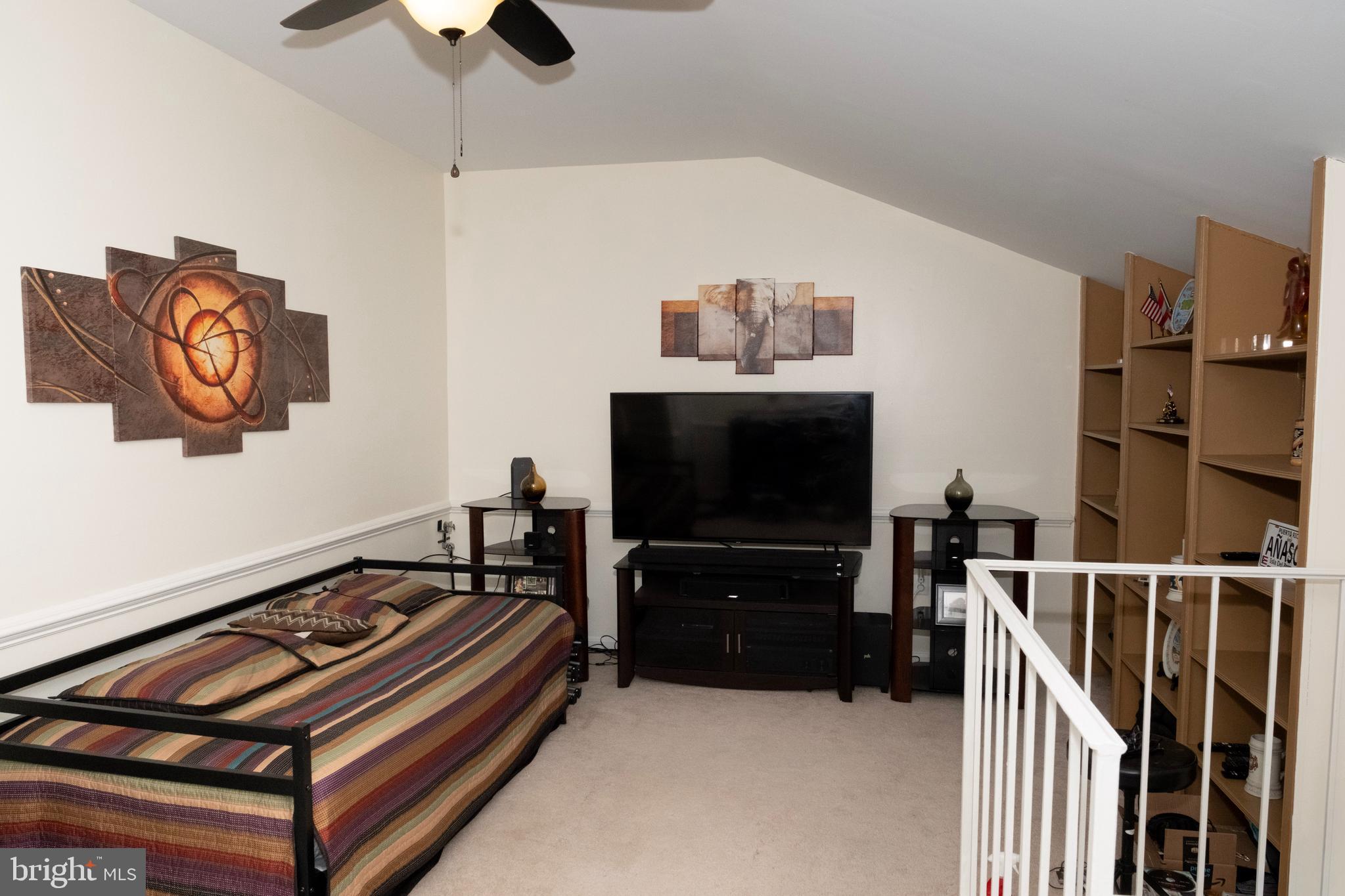 HAMPTON HOUSE - Residential