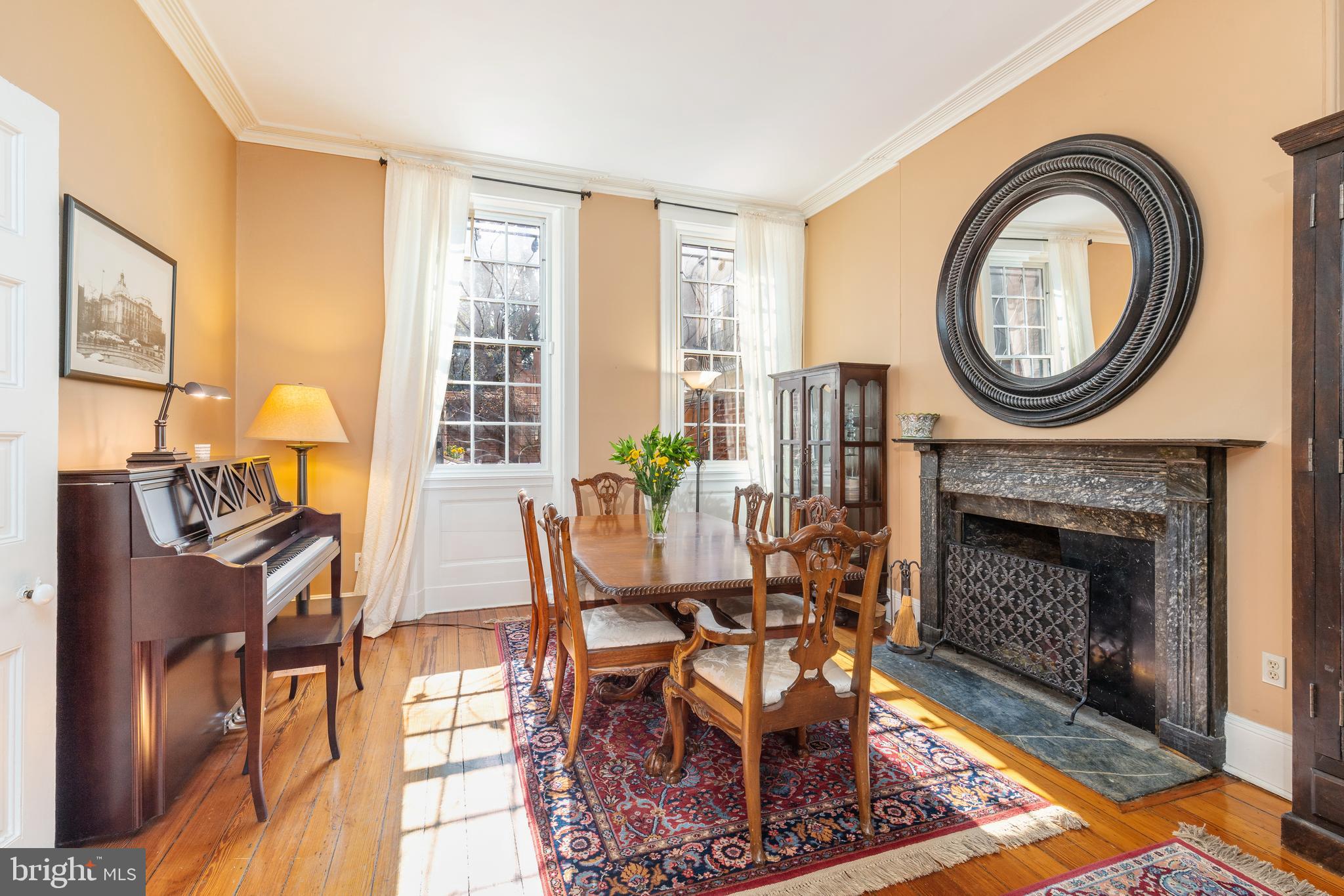 SOCIETY HILL - Residential