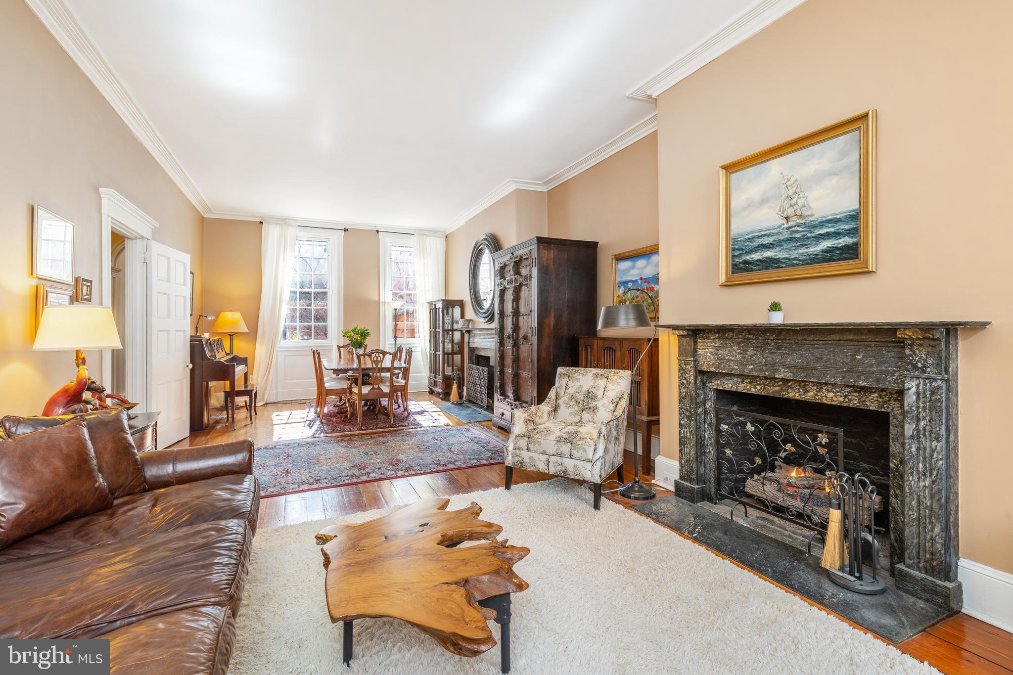 SOCIETY HILL - Residential