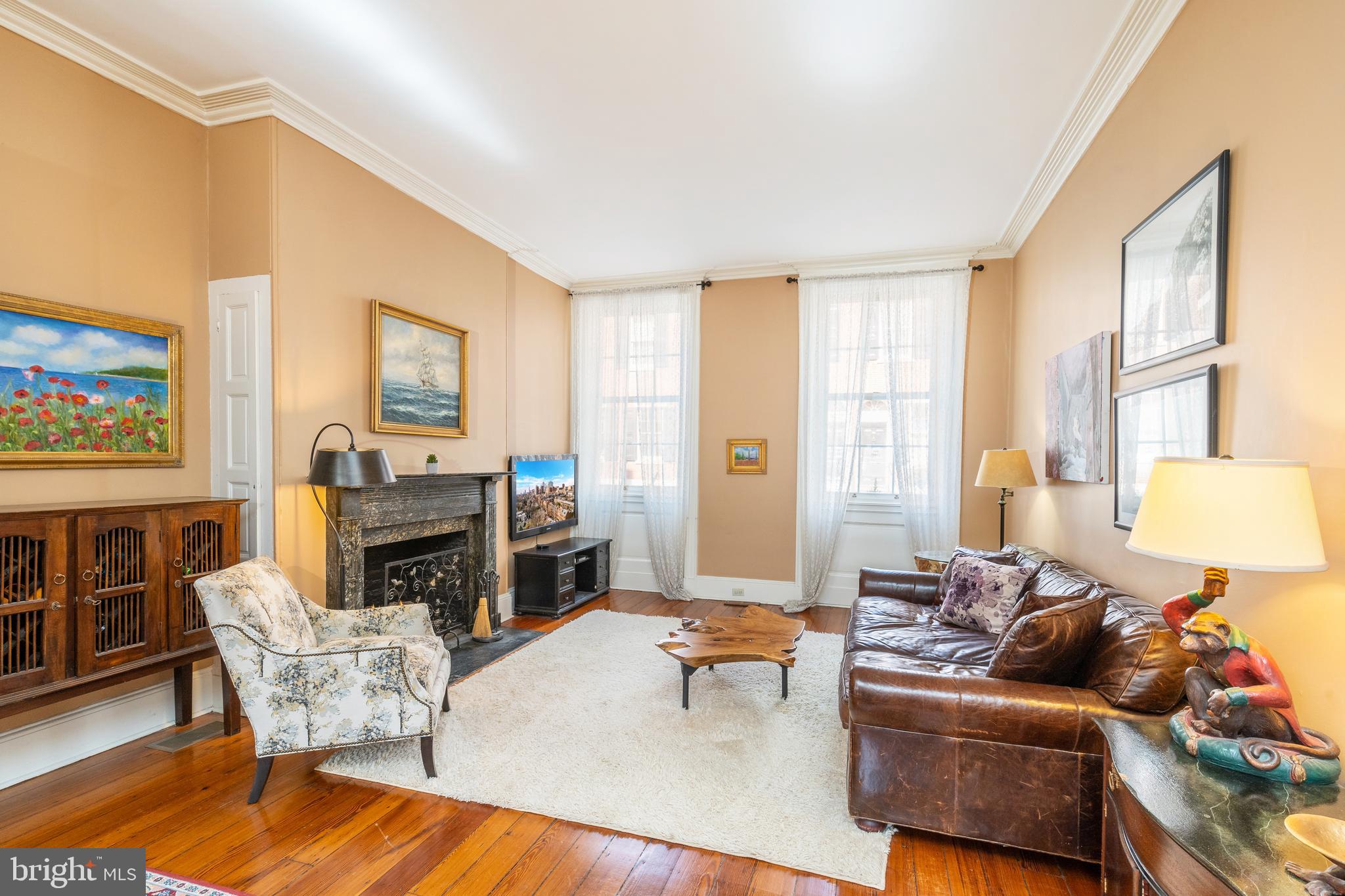 SOCIETY HILL - Residential