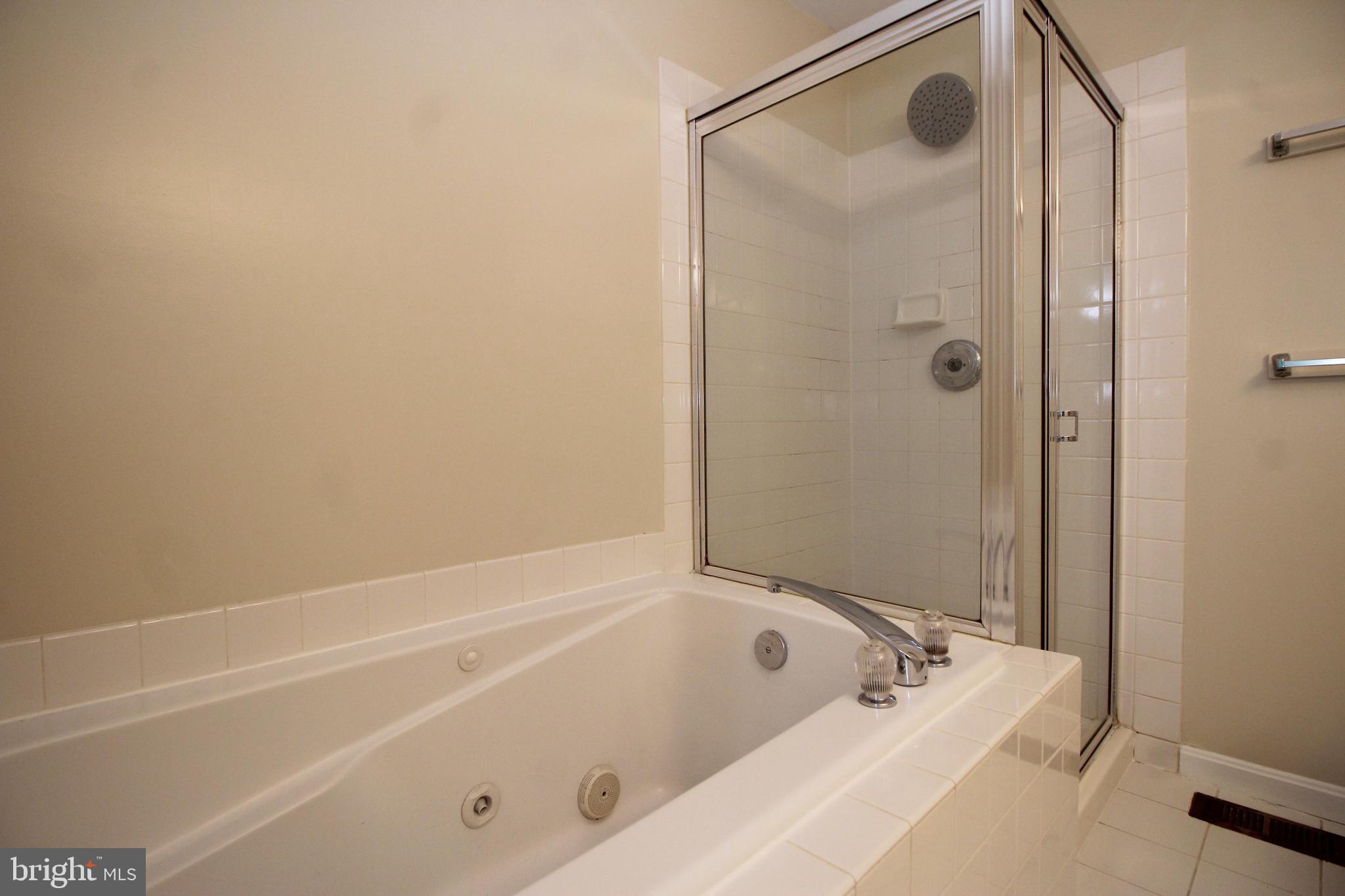 VILLAGE AT FALLS CHURCH - Residential Lease