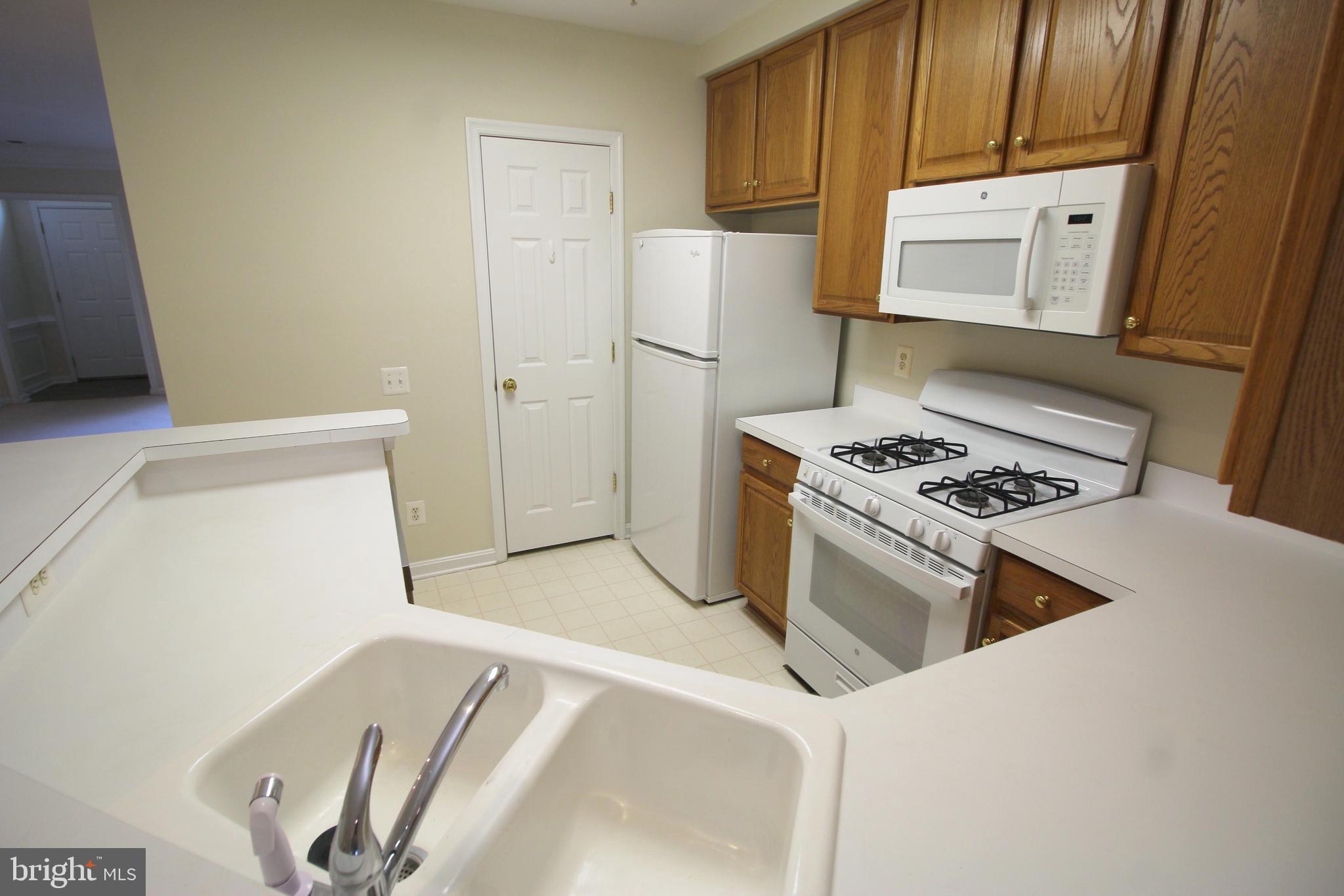 VILLAGE AT FALLS CHURCH - Residential Lease