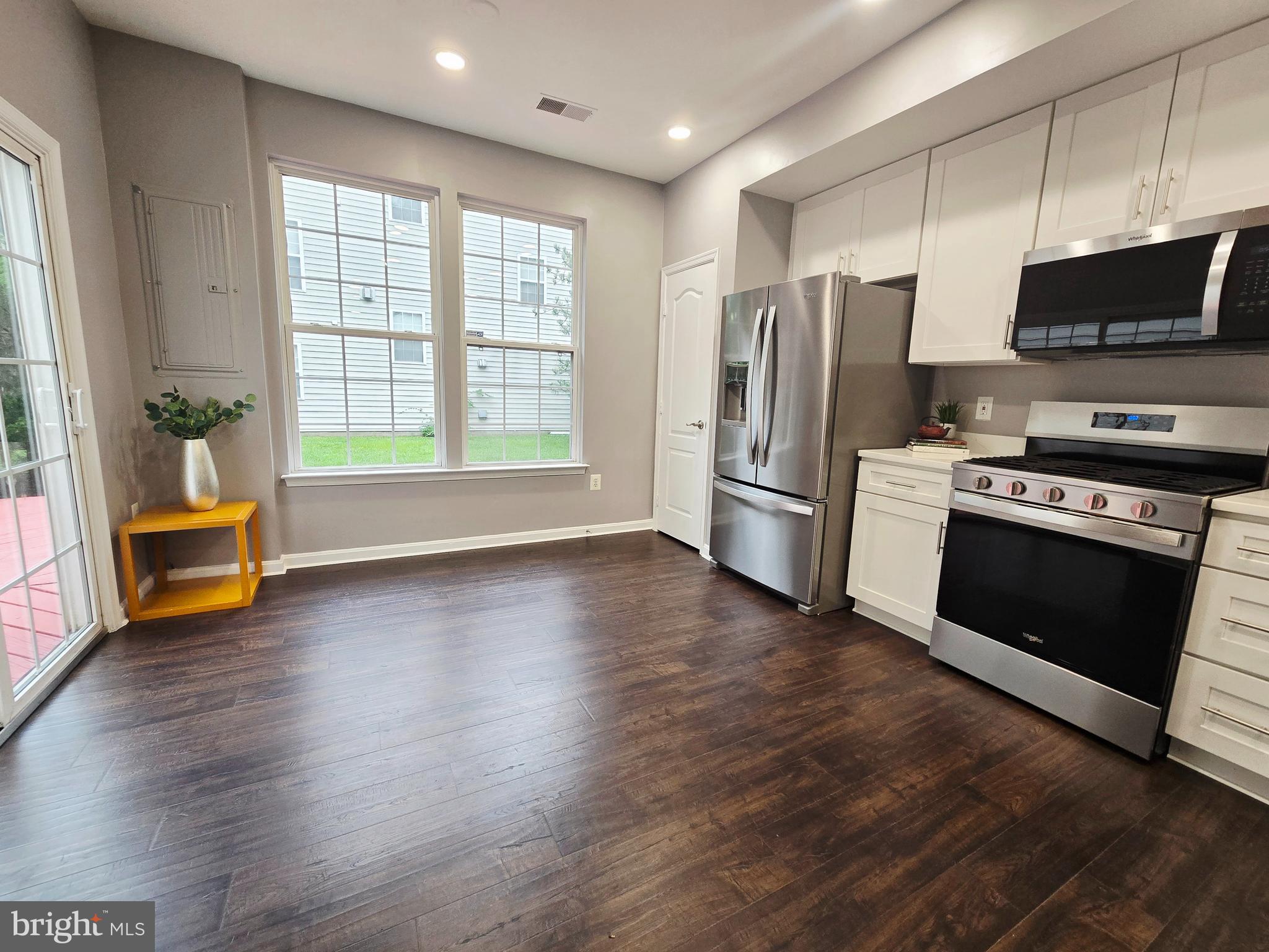 DEERFIELD RIDGE - Residential