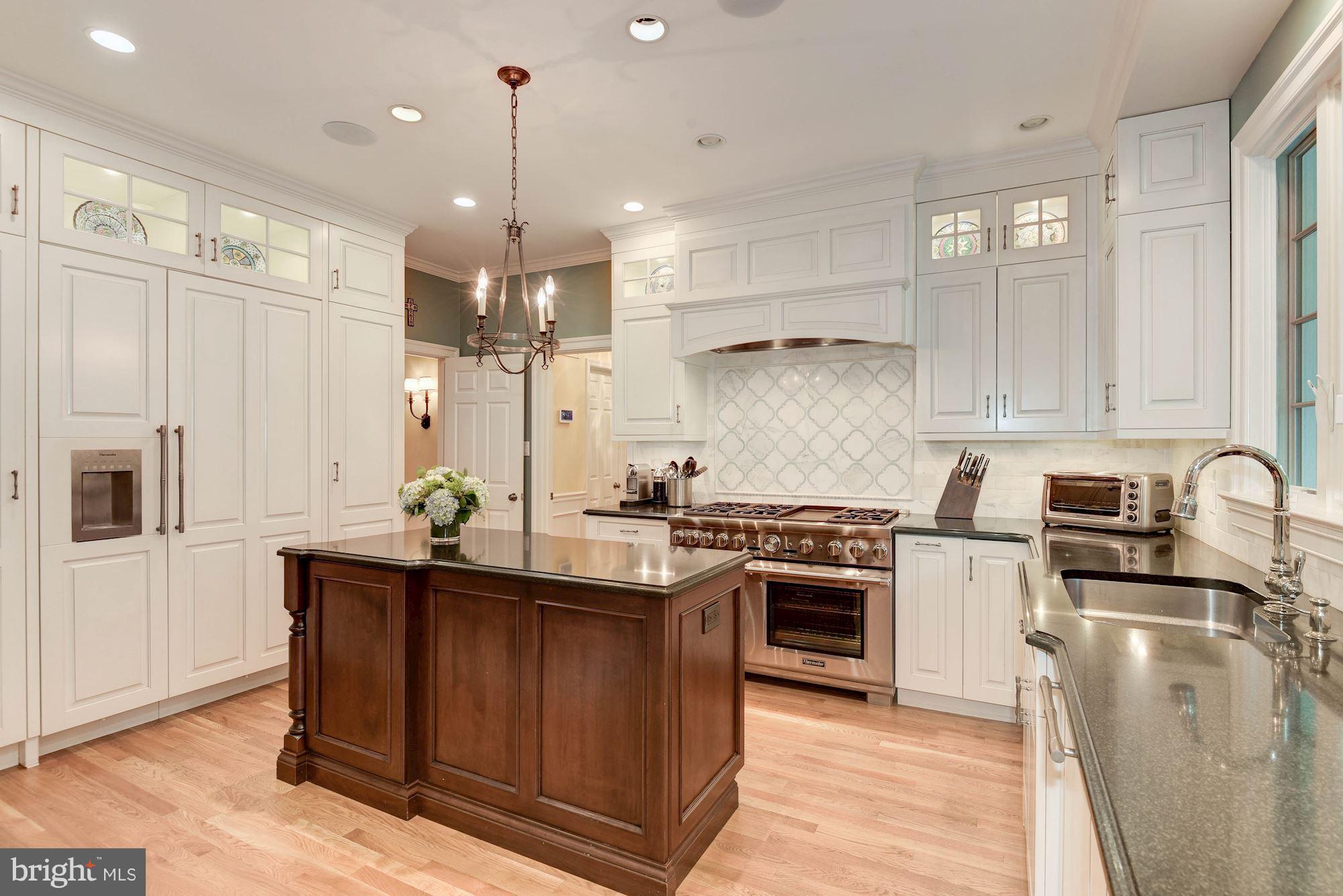 CEDARS OF MC LEAN - Residential