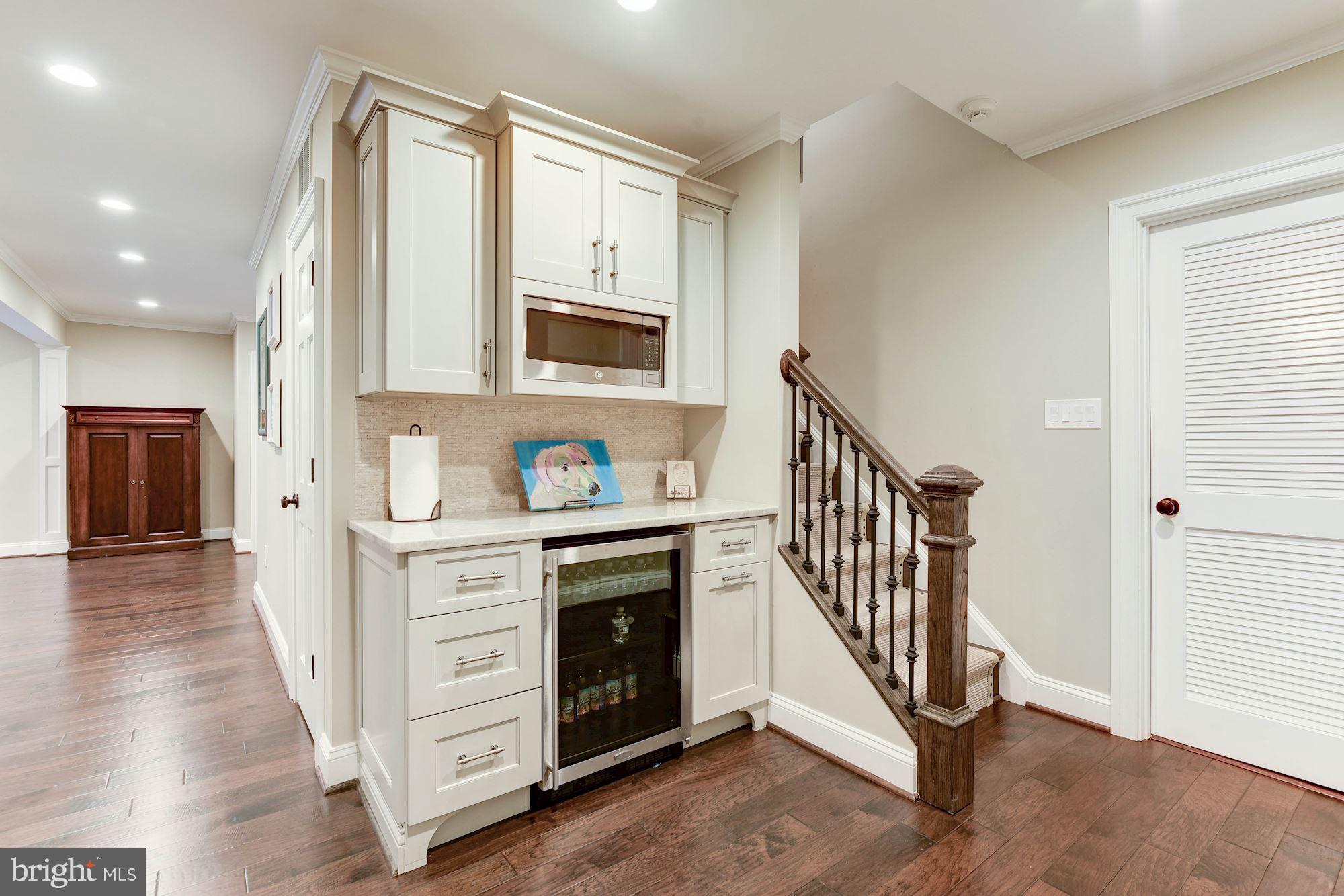 CEDARS OF MC LEAN - Residential