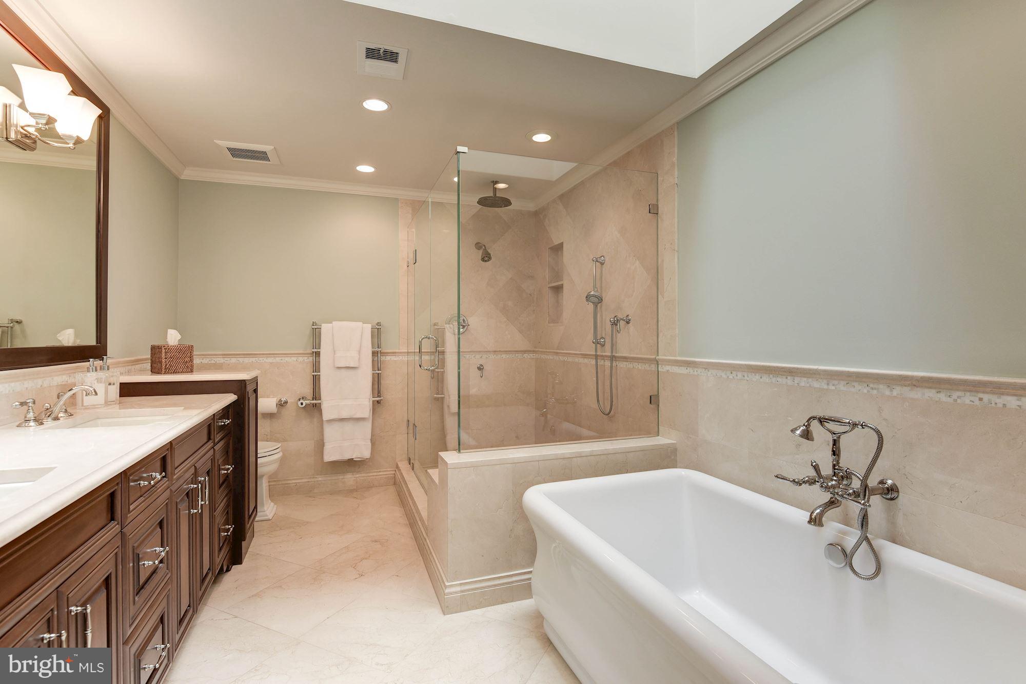 CEDARS OF MC LEAN - Residential