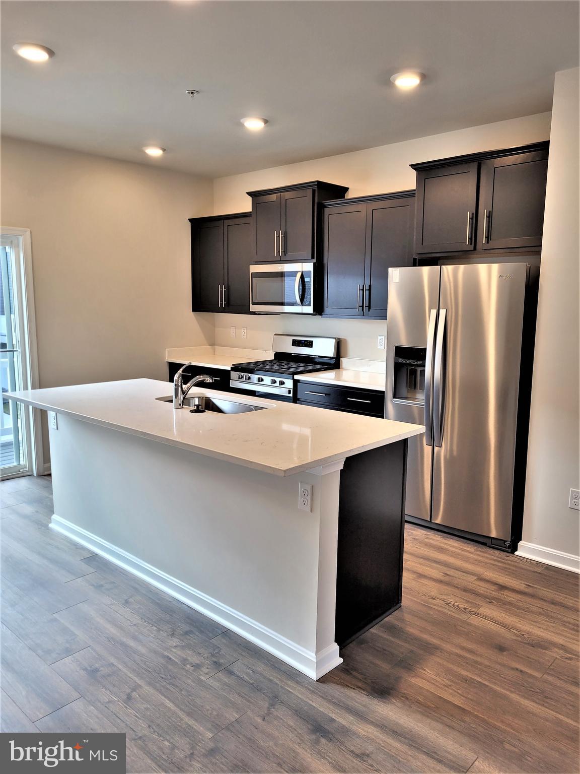 WOODMORE OVERLOOK - Residential Lease