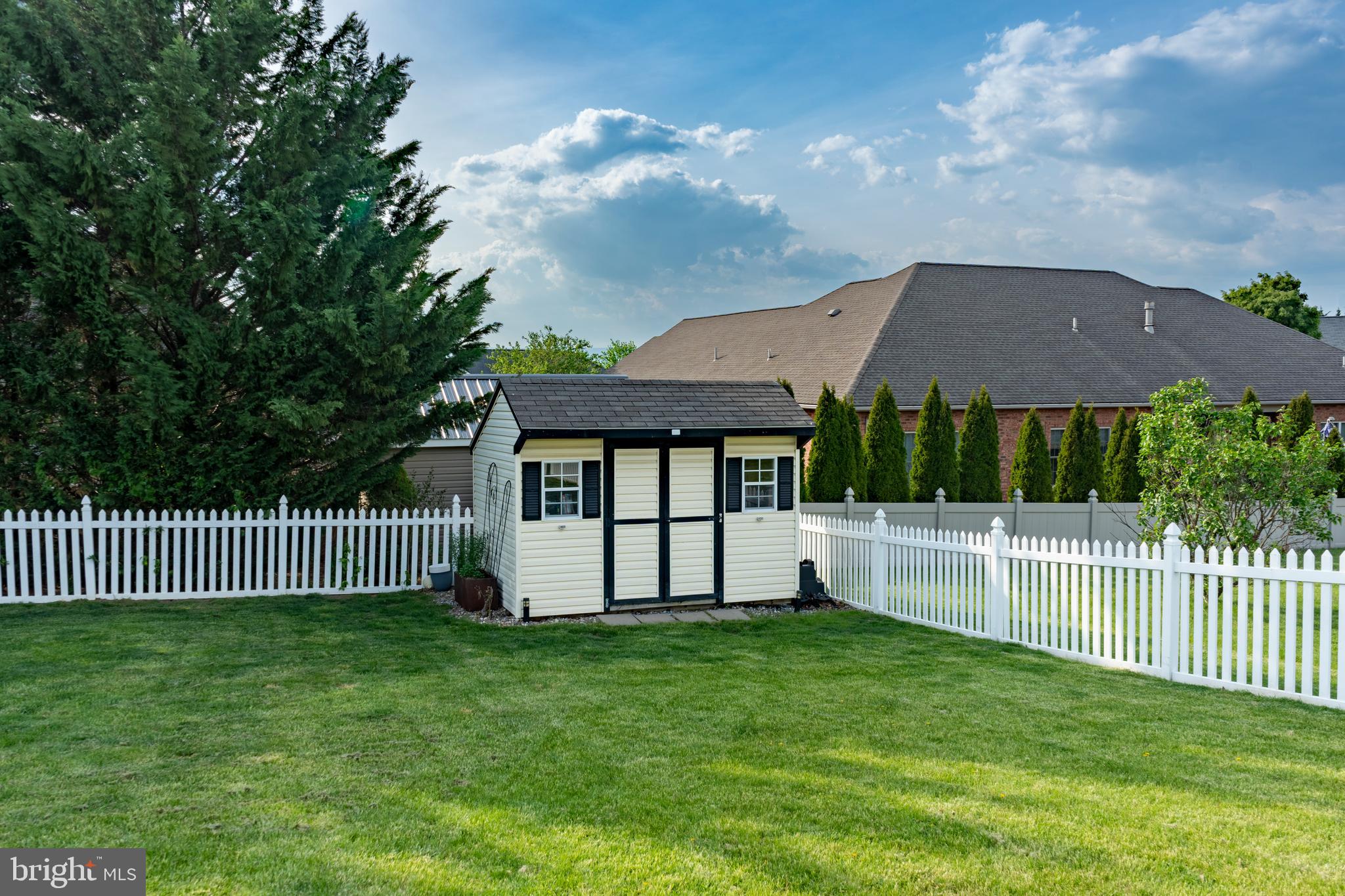 HERITAGE ESTATES - Residential