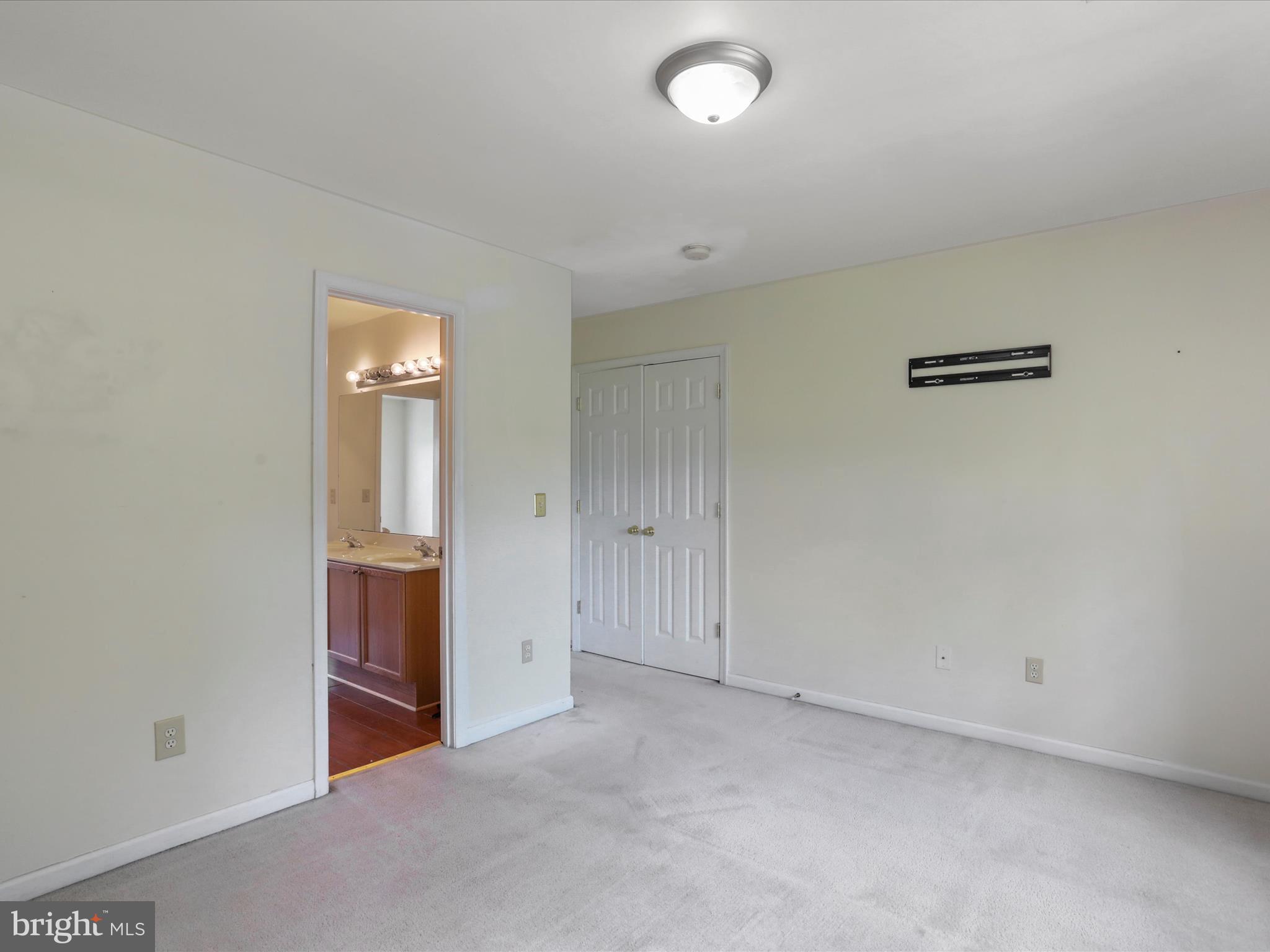 HARLAN RUN - Residential