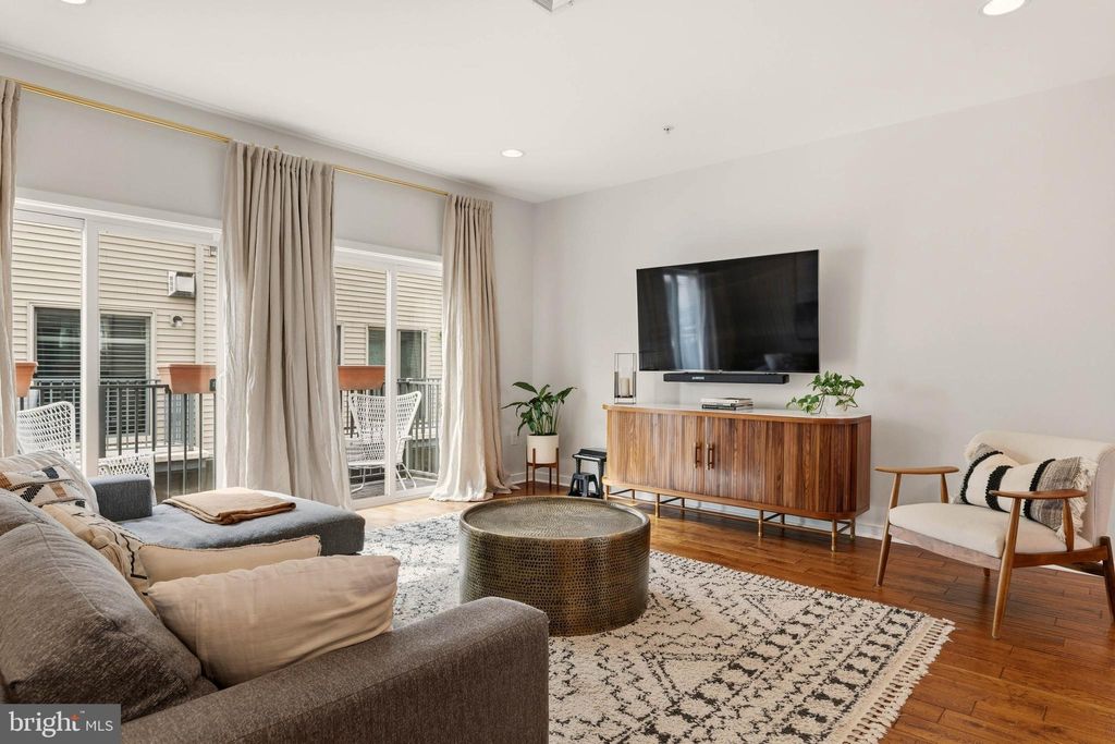 Photo of 240 Pierce Street, PHILADELPHIA, PA 19148 (MLS # PAPH2587698)