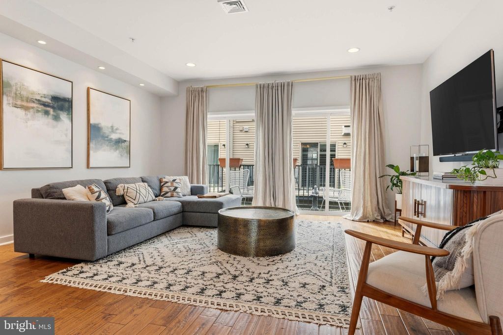 Photo of 240 Pierce Street, PHILADELPHIA, PA 19148 (MLS # PAPH2587698)