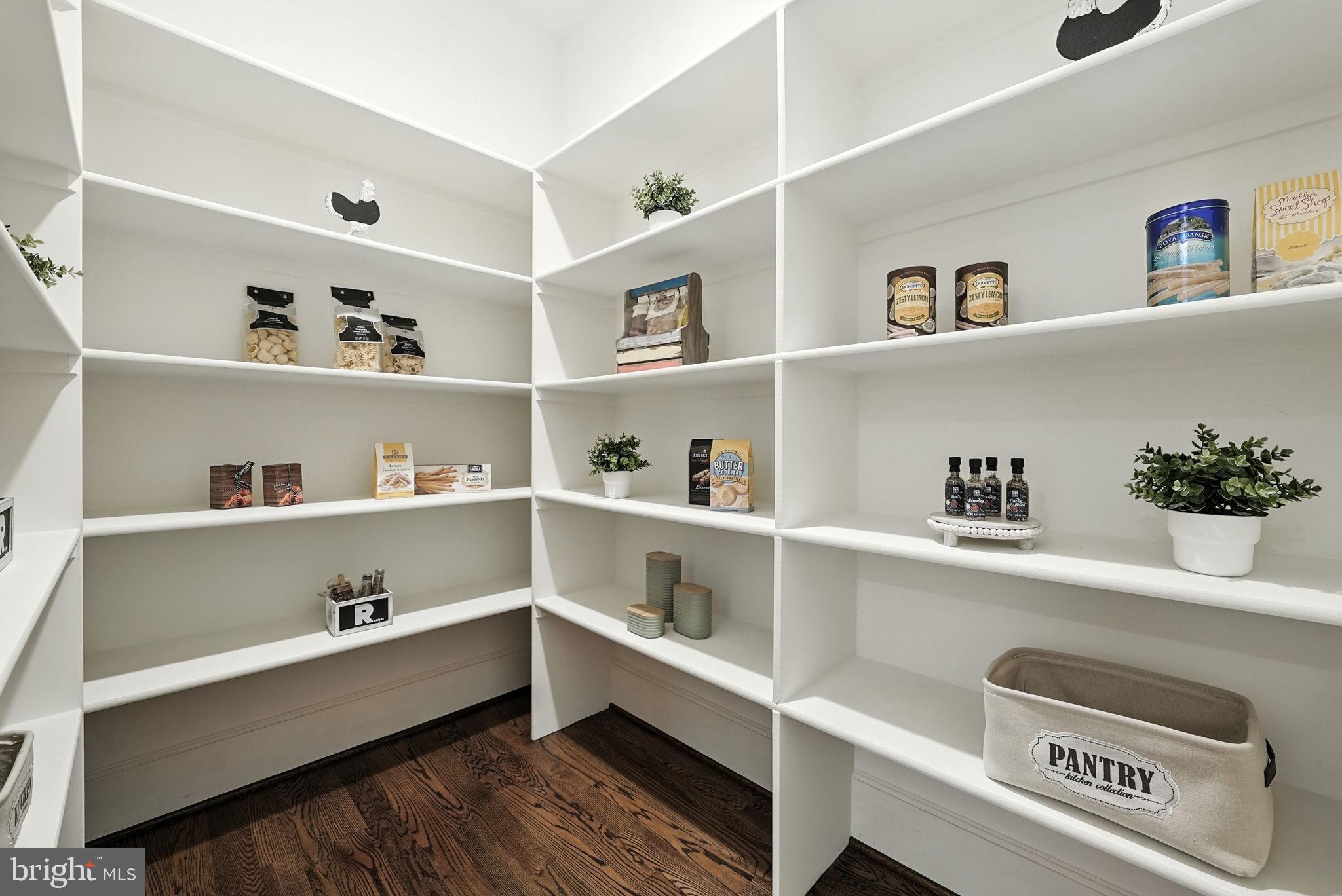 BIRCHWOOD - Residential