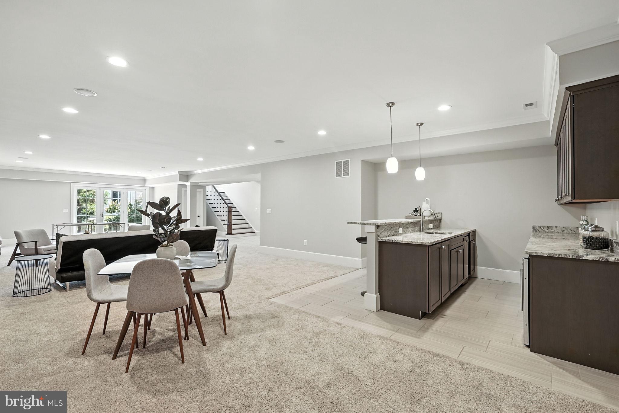 BIRCHWOOD - Residential