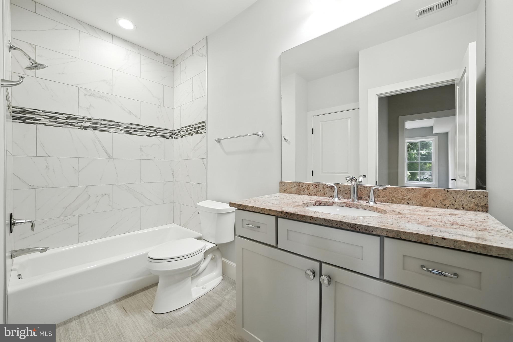 BIRCHWOOD - Residential