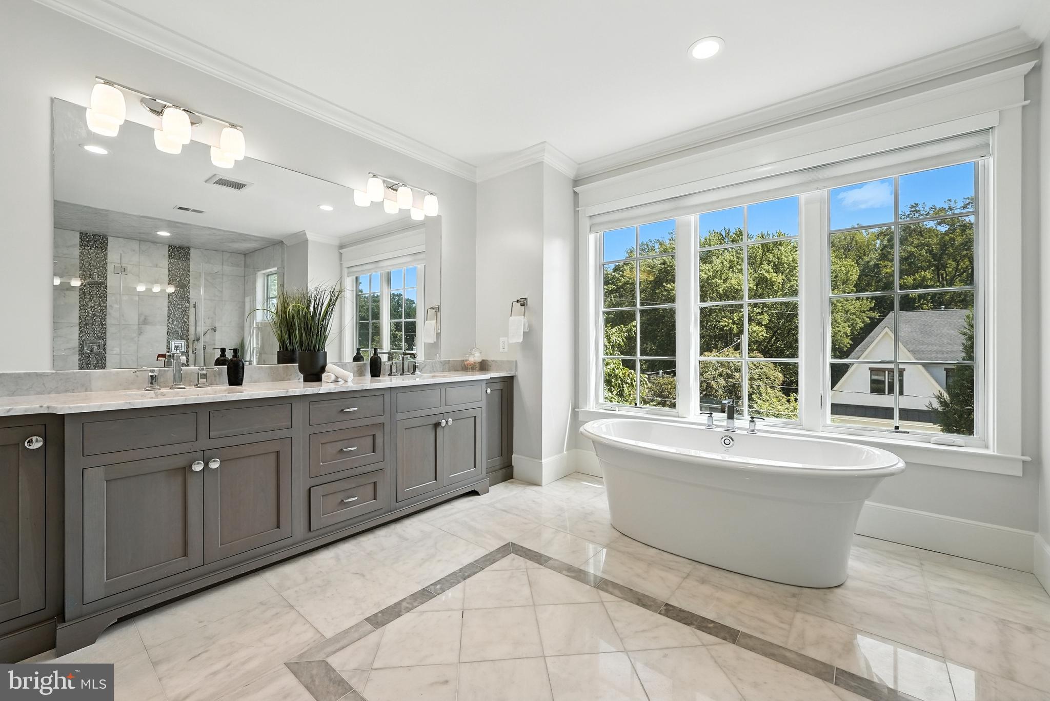 BIRCHWOOD - Residential