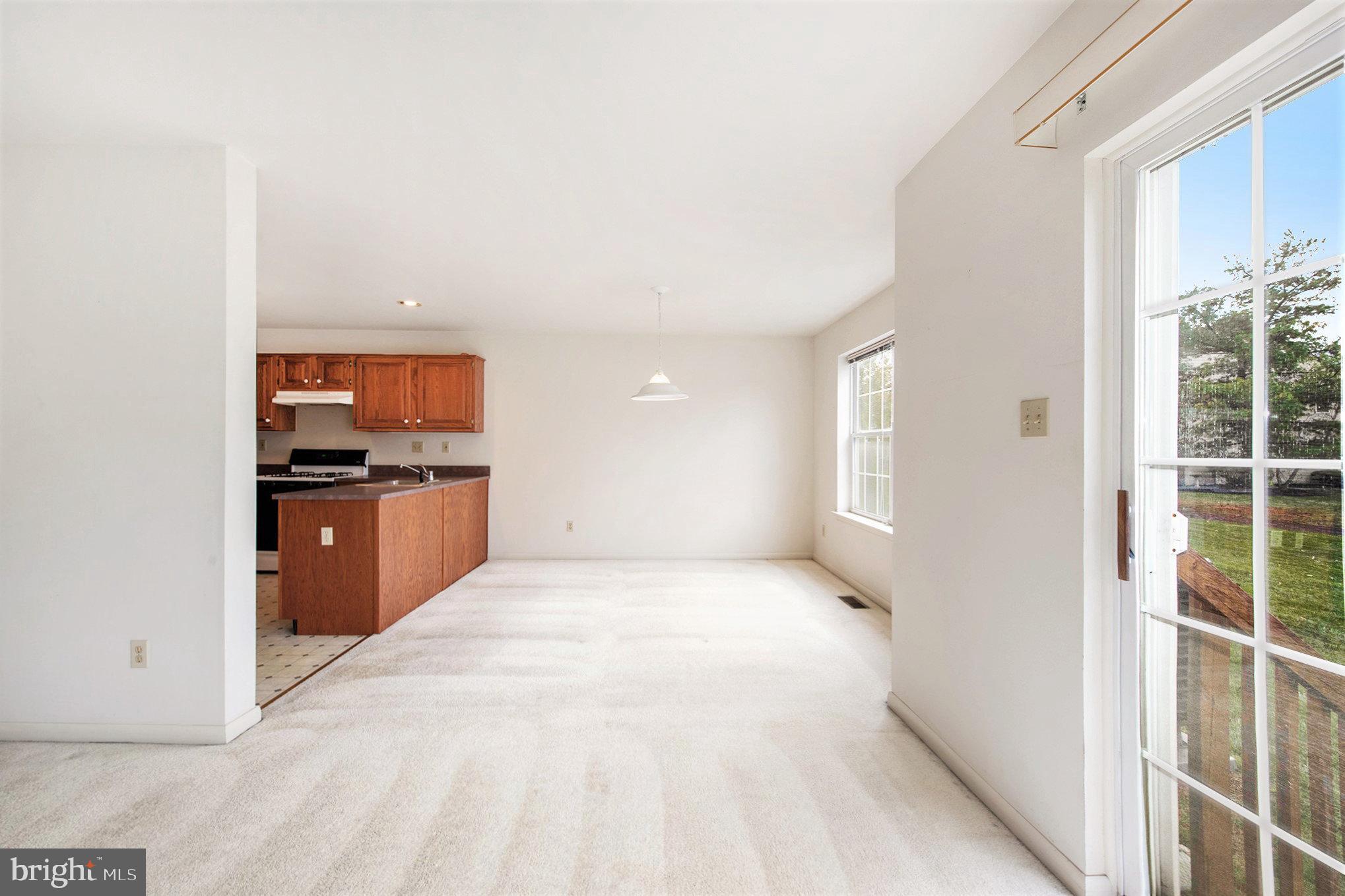 ROSECLIFF MANOR - Residential