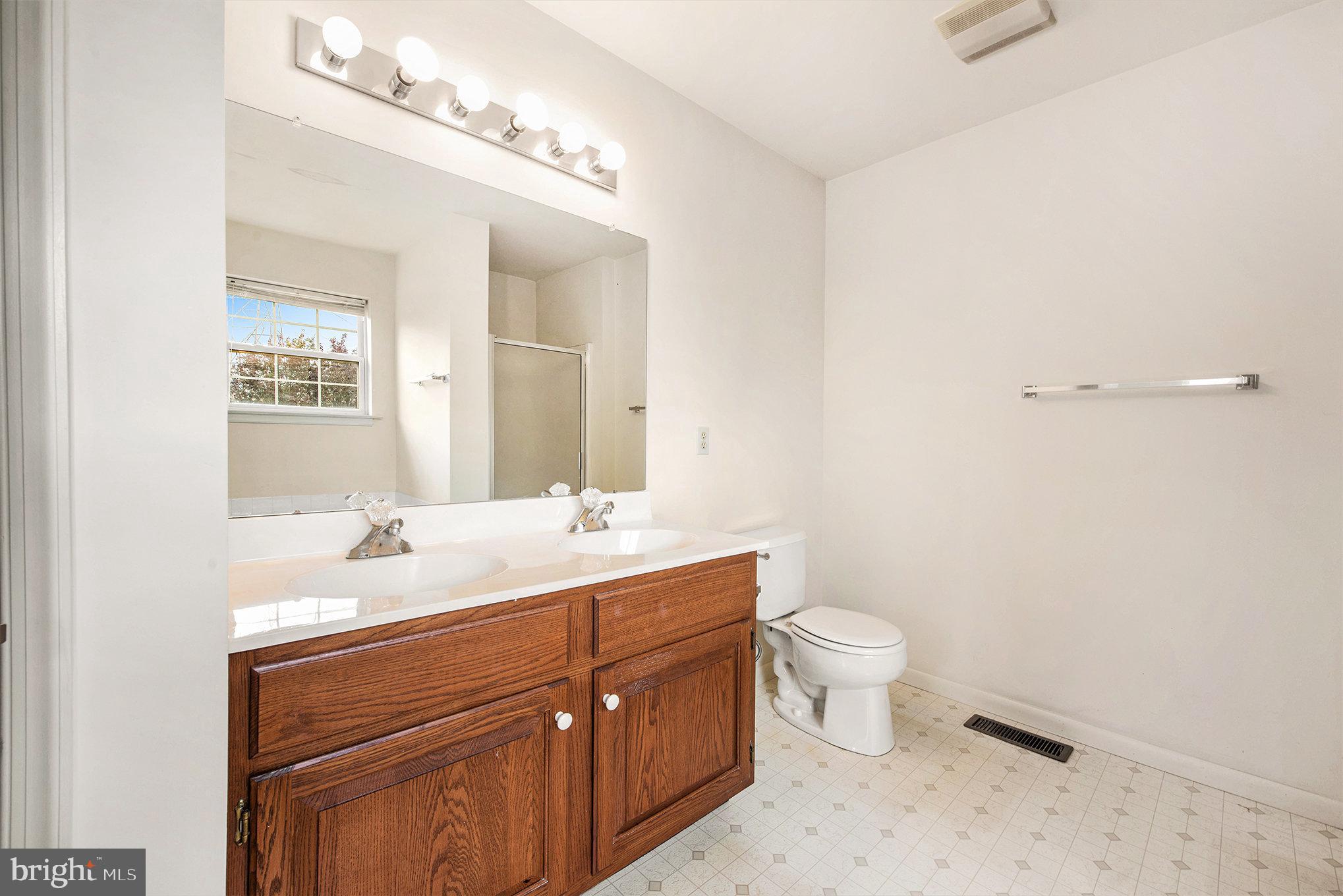 ROSECLIFF MANOR - Residential