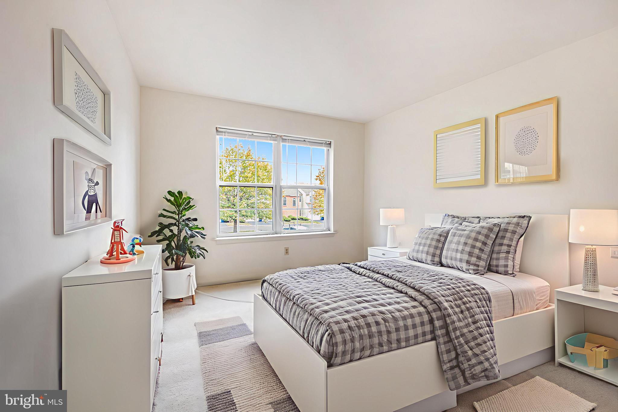 ROSECLIFF MANOR - Residential