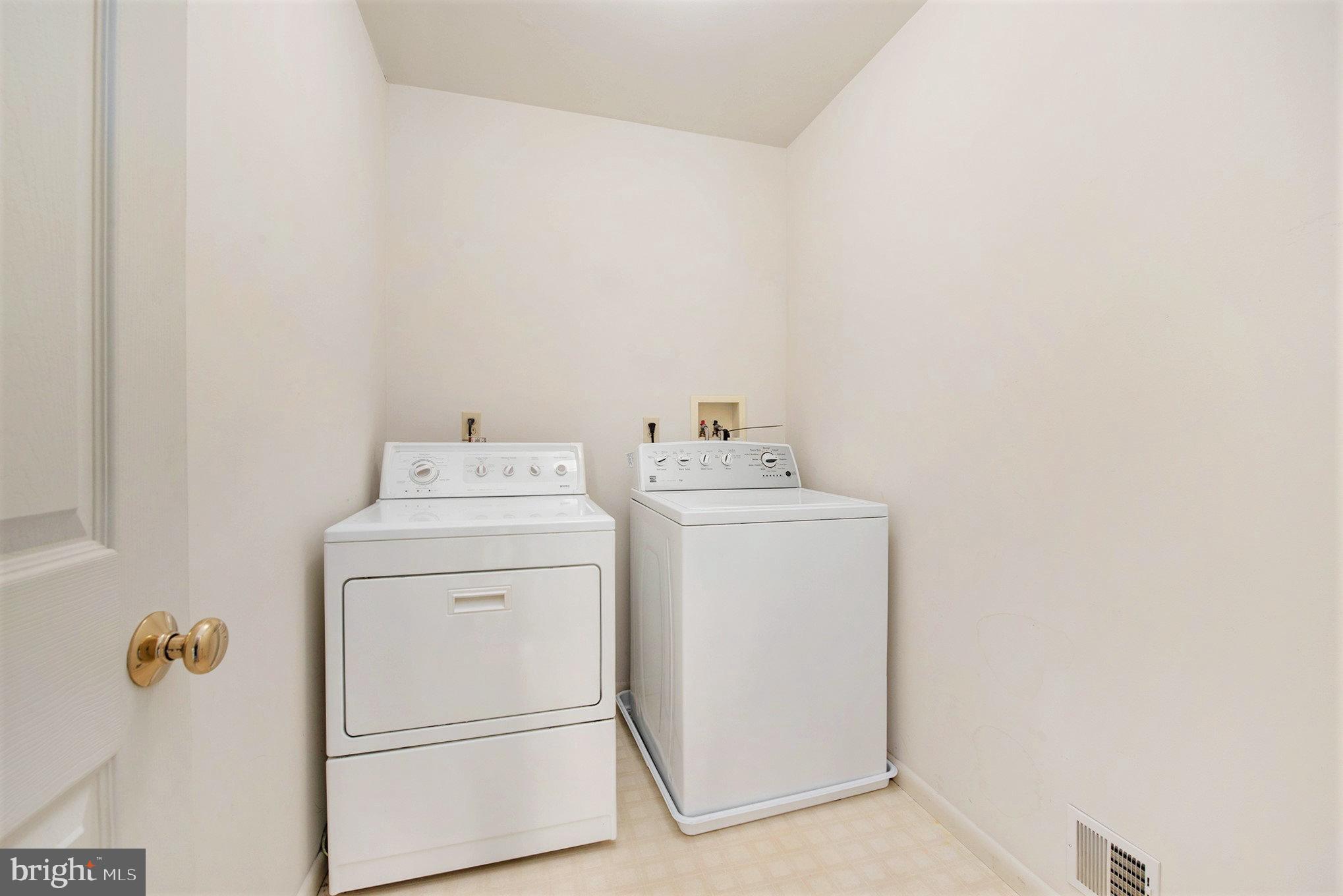 ROSECLIFF MANOR - Residential