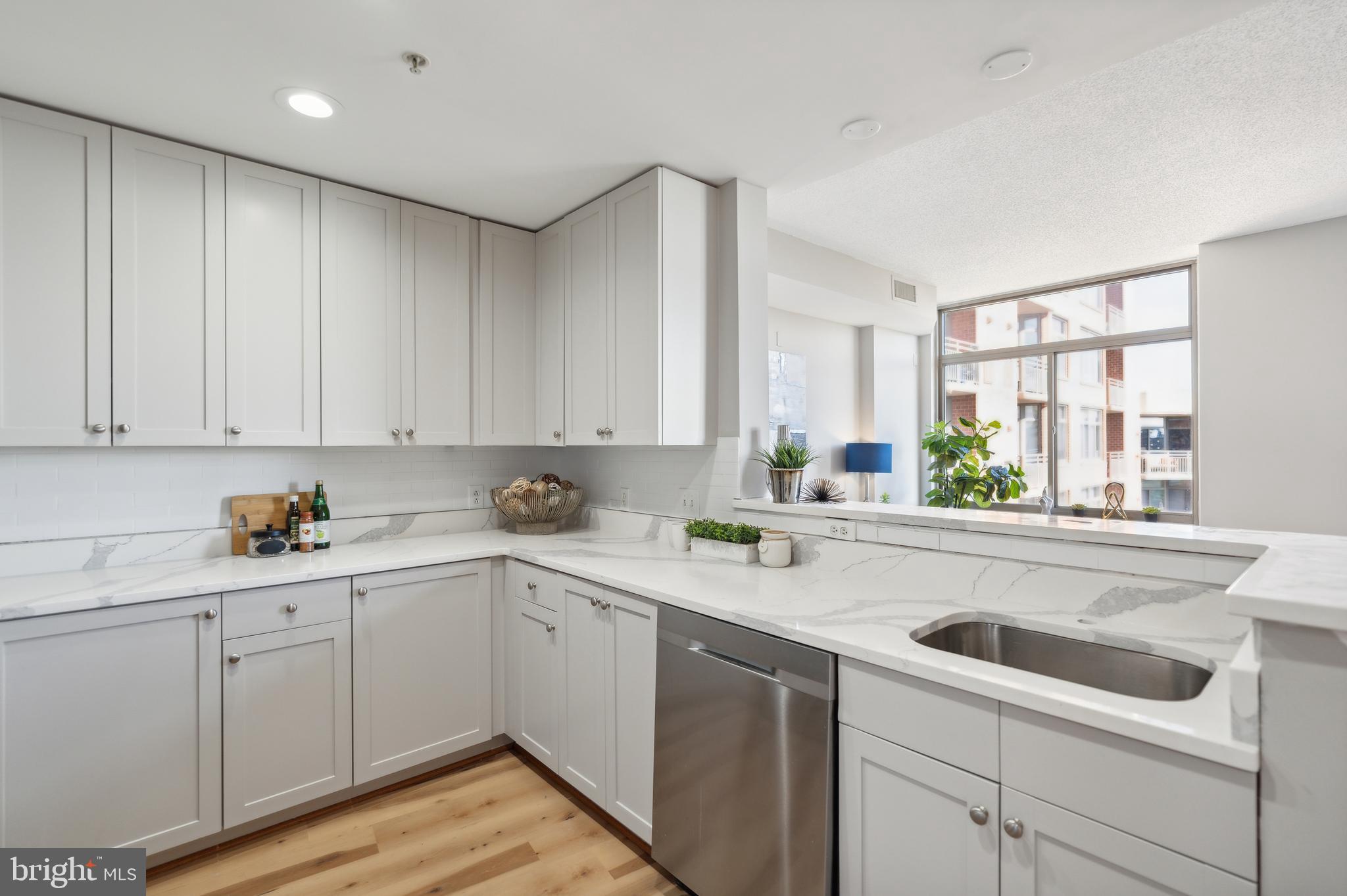 3650 S GLEBE ROAD 666