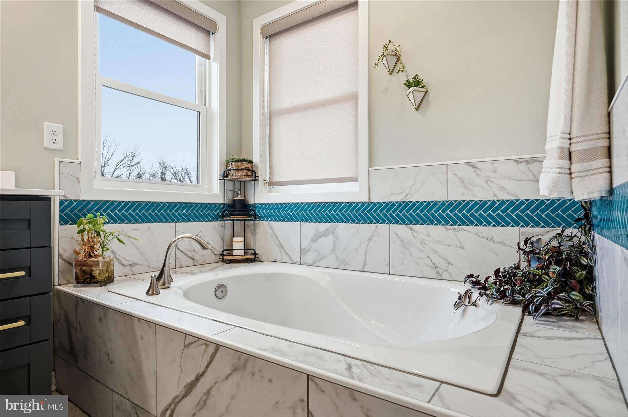 LAKE HOLIDAY ESTATES - Residential