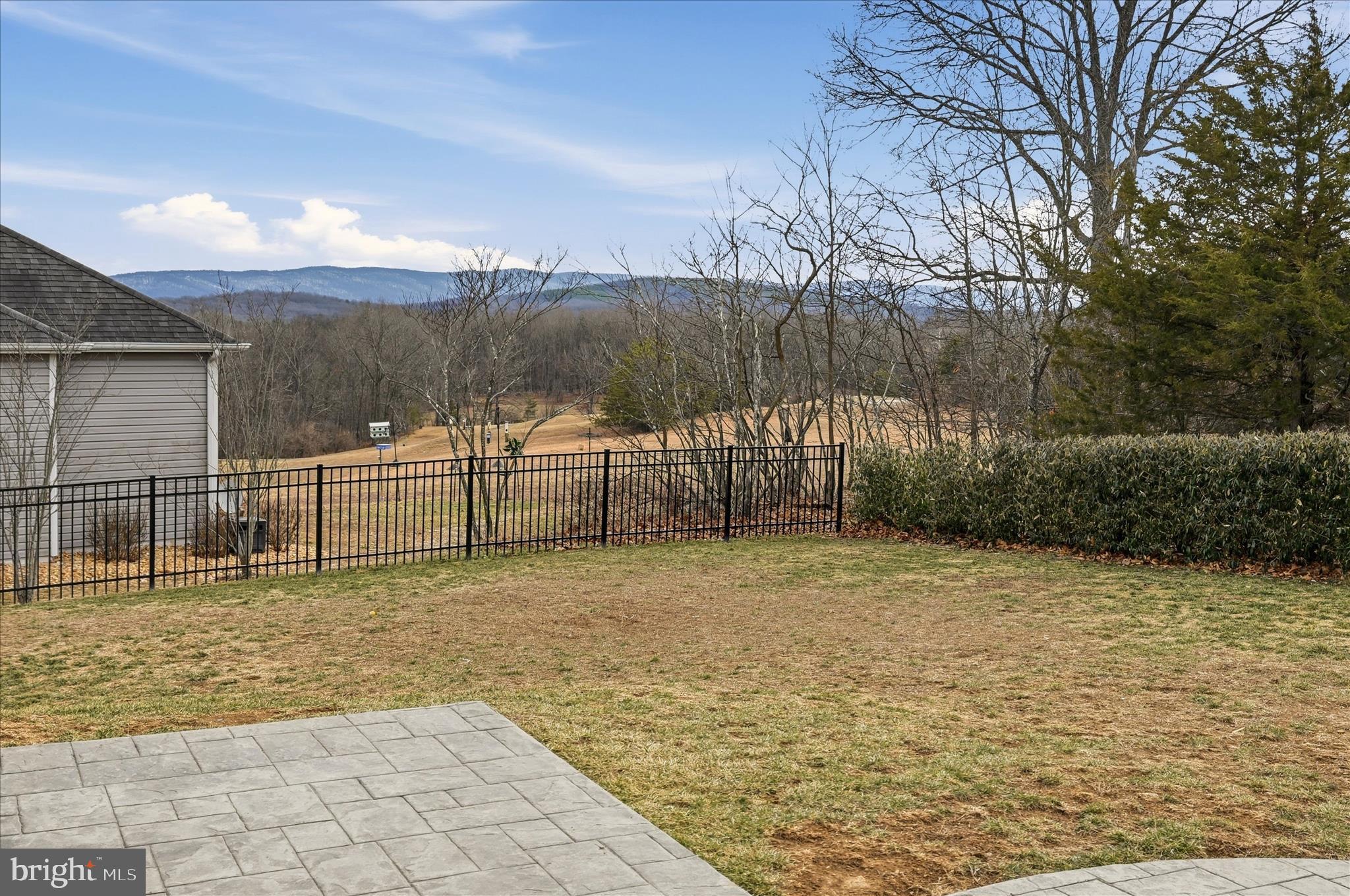 LAKE HOLIDAY ESTATES - Residential