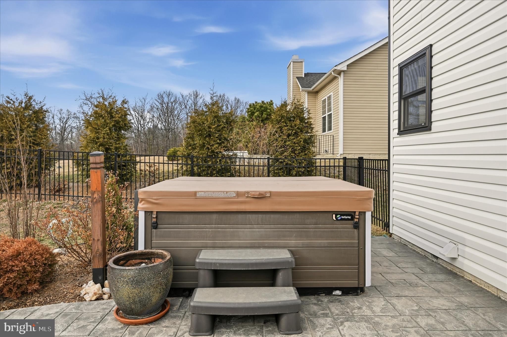 LAKE HOLIDAY ESTATES - Residential