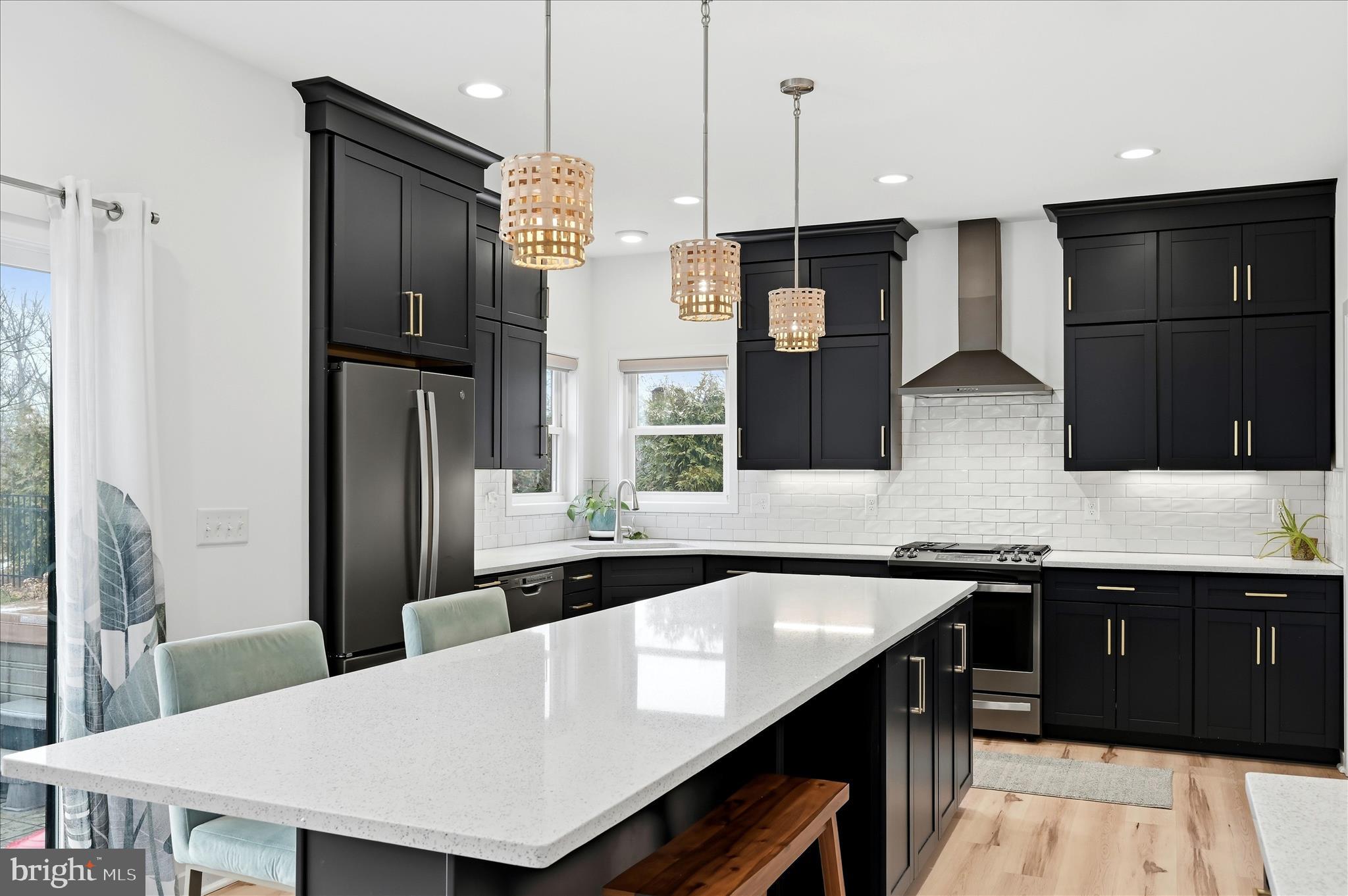 LAKE HOLIDAY ESTATES - Residential