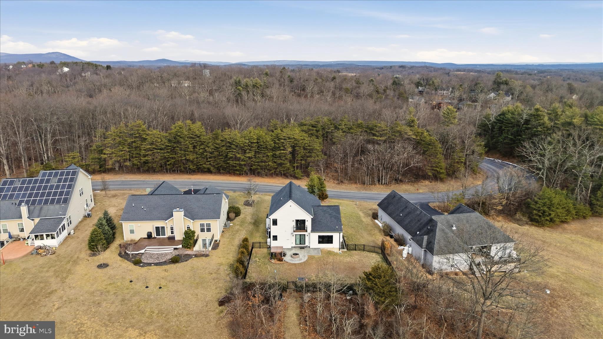 LAKE HOLIDAY ESTATES - Residential