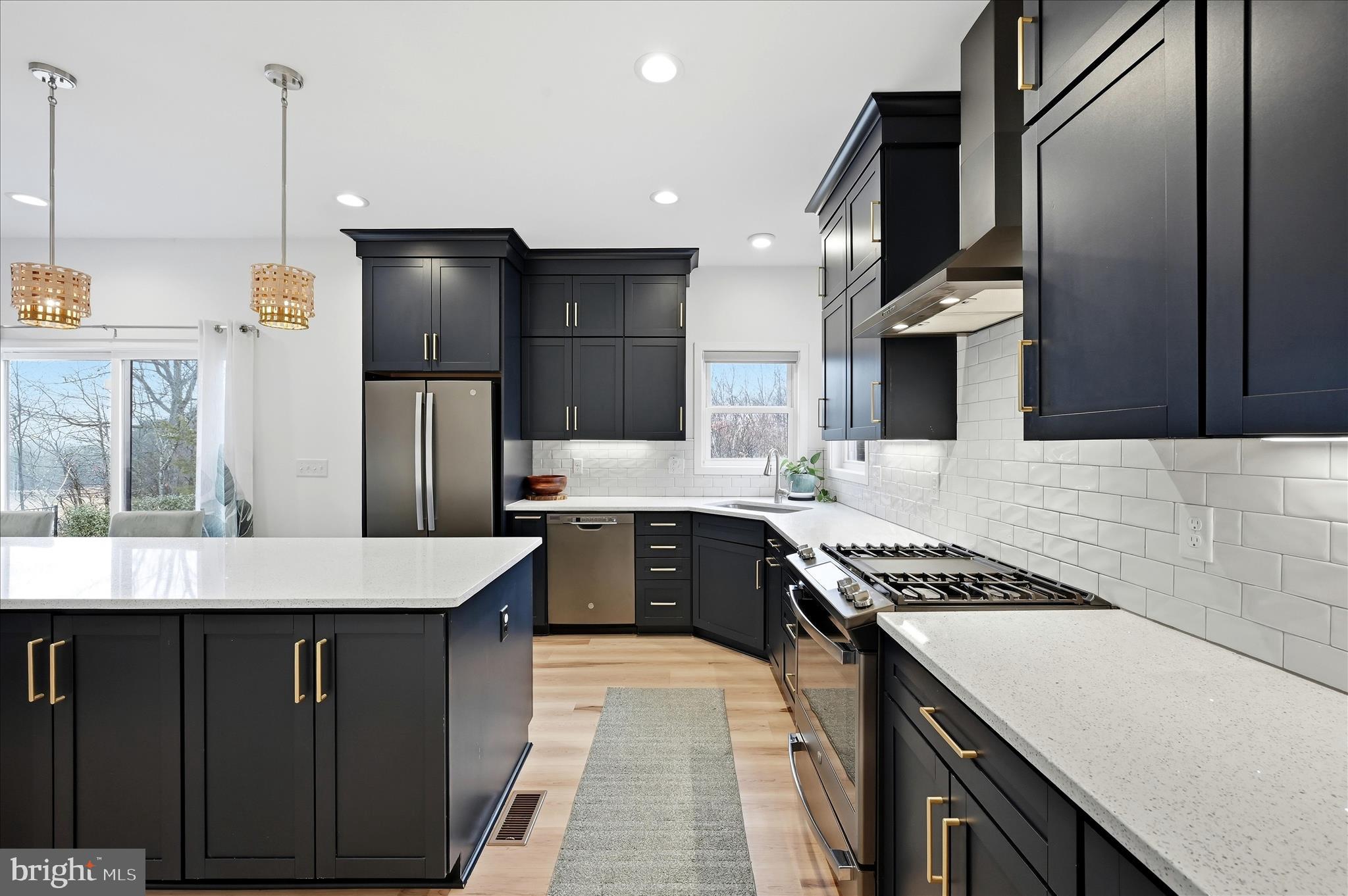 LAKE HOLIDAY ESTATES - Residential