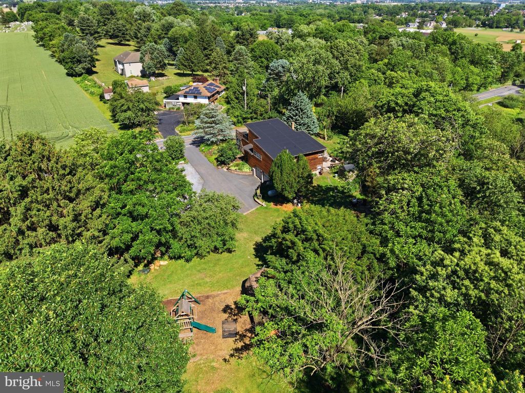 Photo of 536 Fairview Road, MOUNT JOY, PA 17552 (MLS # PALA2089212)