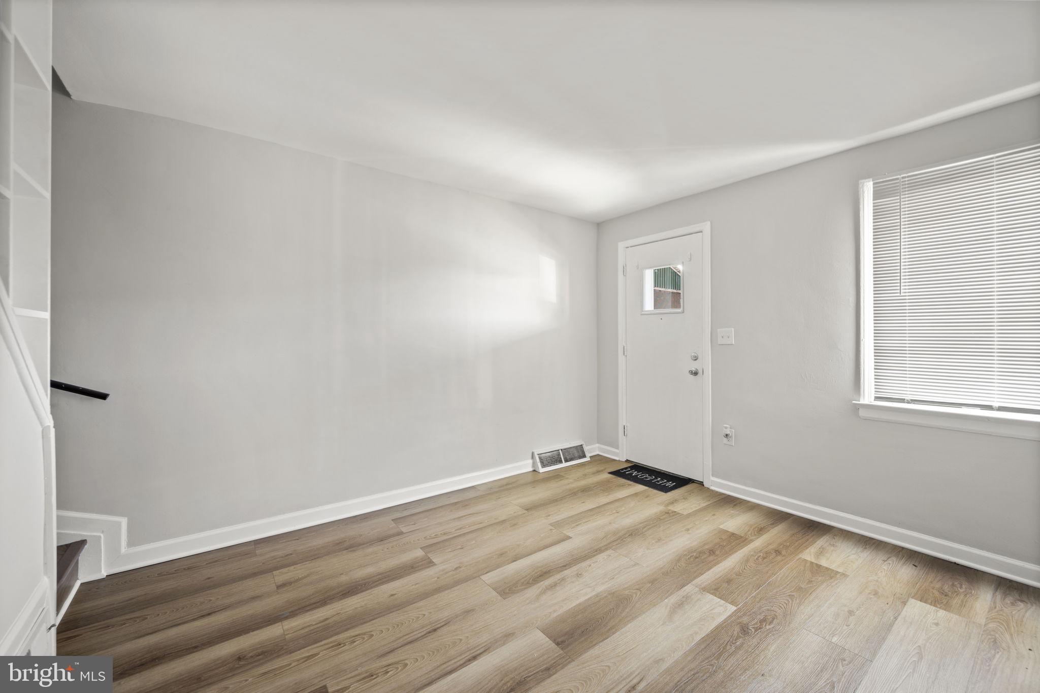 TURNERS MANOR - Residential Lease