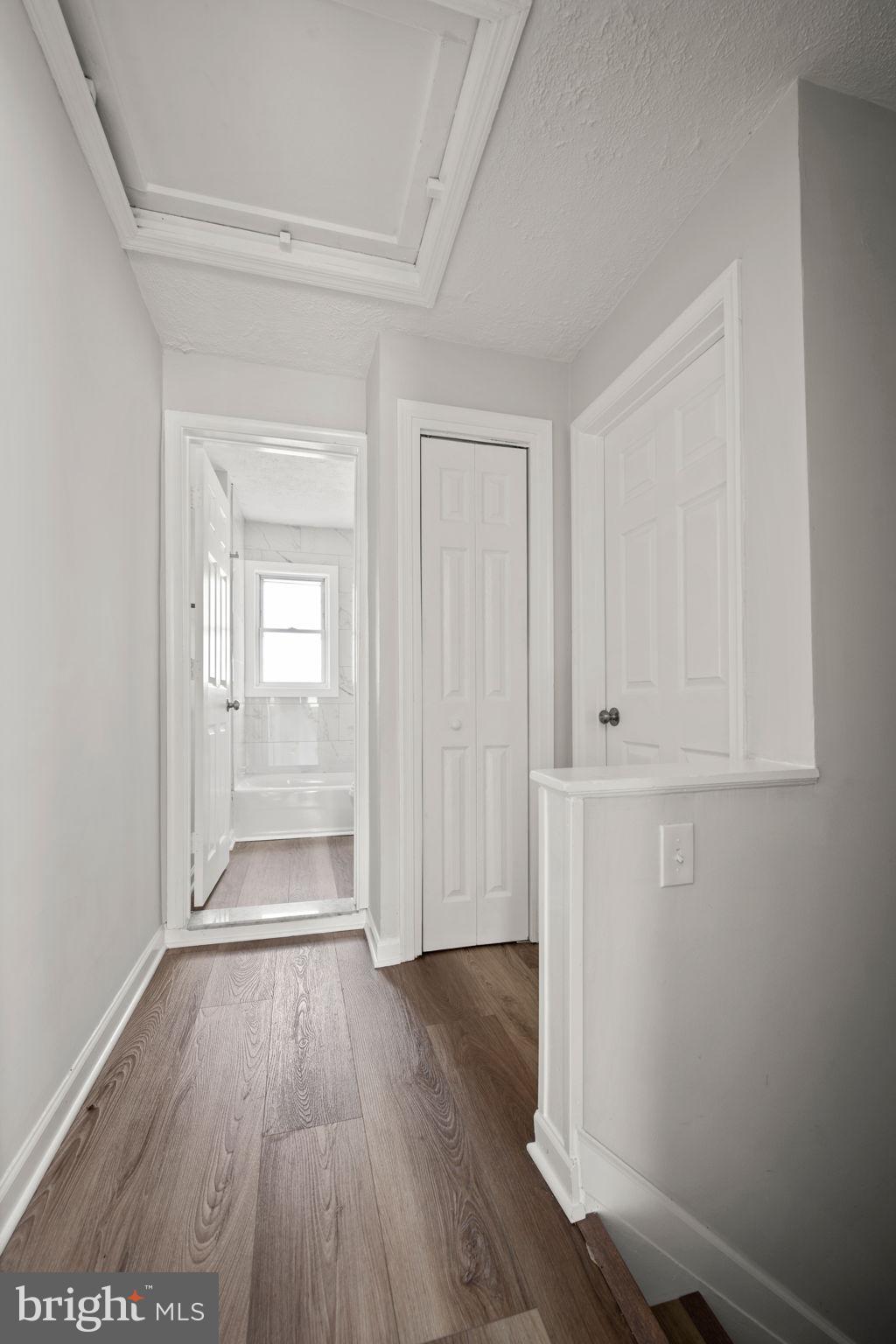 TURNERS MANOR - Residential Lease