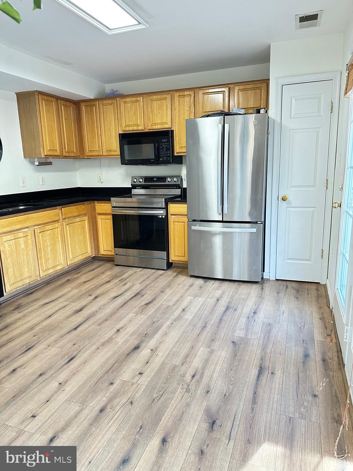 SOUTH BANK - Residential Lease