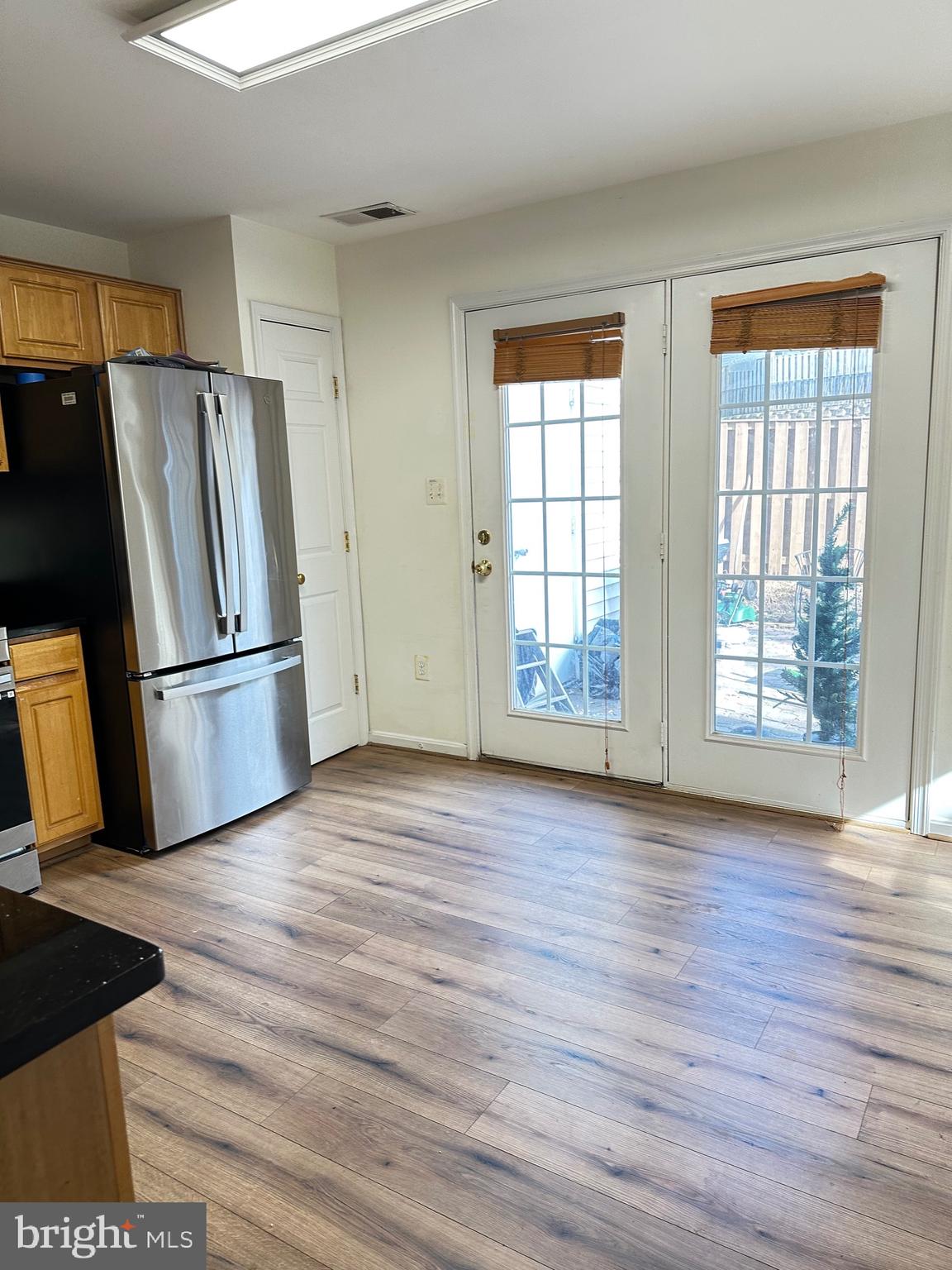 SOUTH BANK - Residential Lease