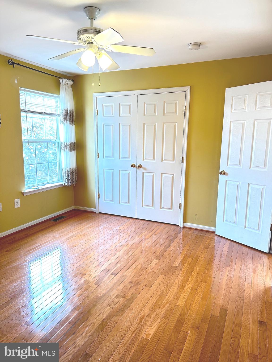 SOUTH BANK - Residential Lease