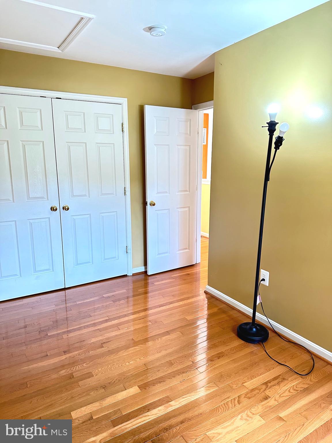 SOUTH BANK - Residential Lease