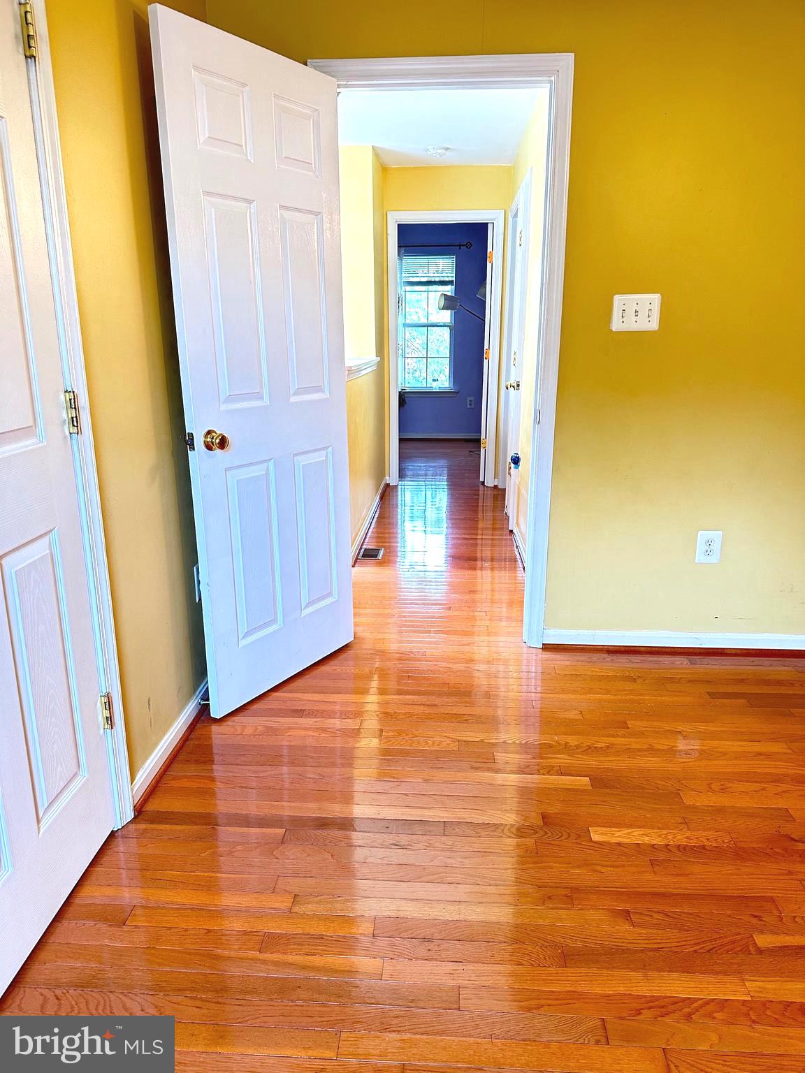 SOUTH BANK - Residential Lease