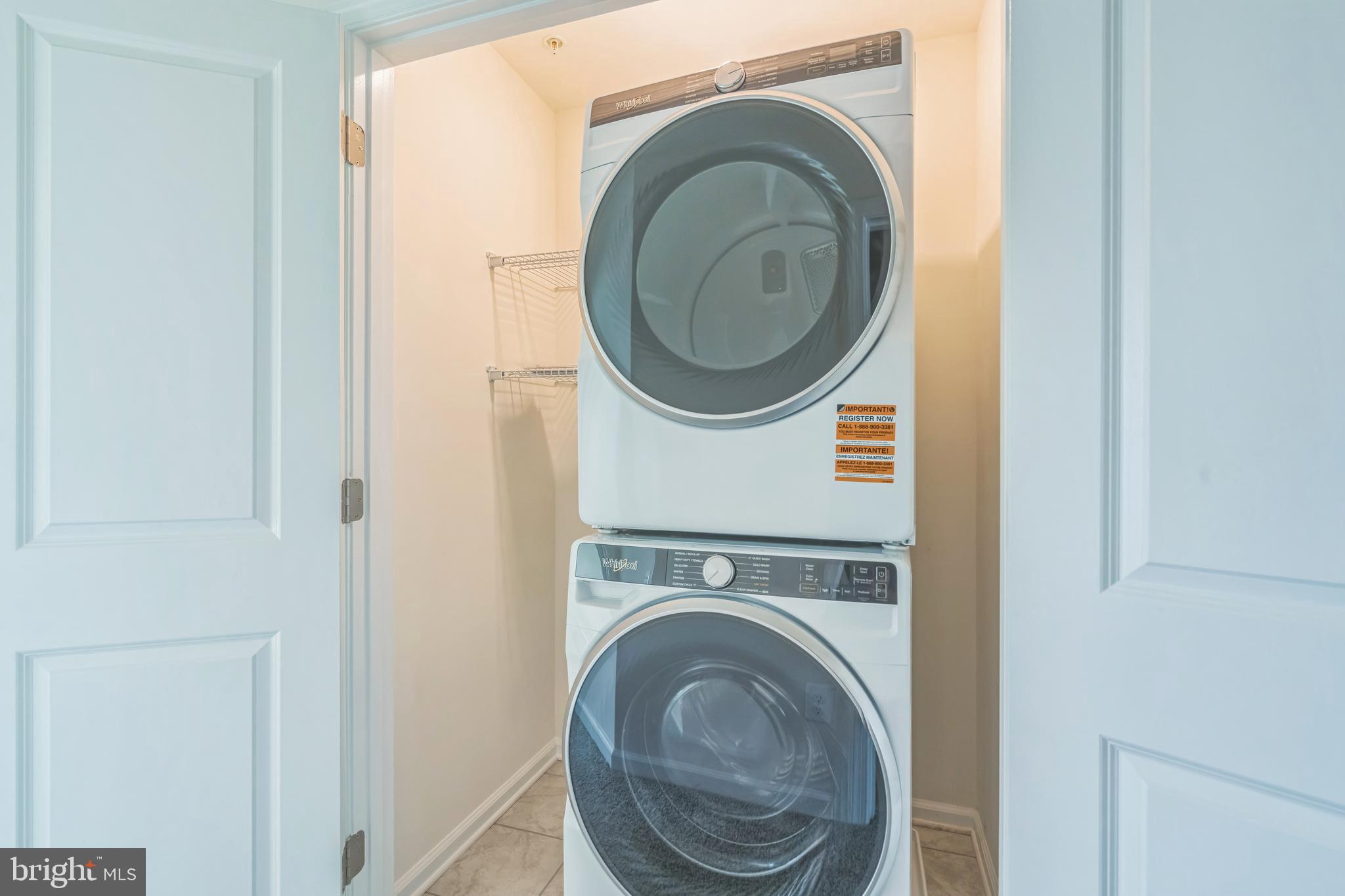 DEEP HARBOUR - Residential