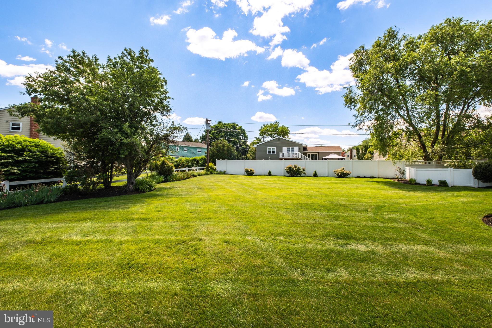 601 NORWOOD ROAD