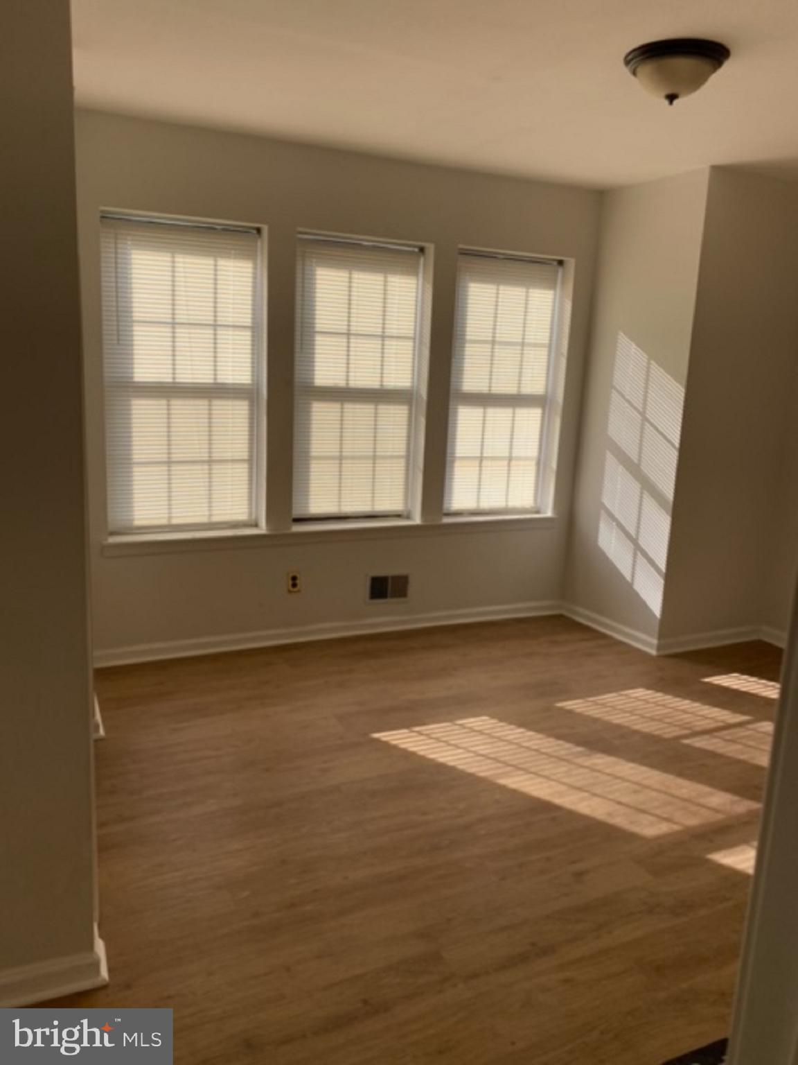 PHILADELPHIA (SOUTHWEST) - Residential